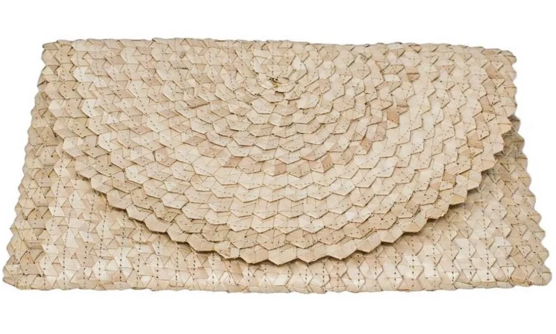 Lizzie Grass Clutch - Light Natural
