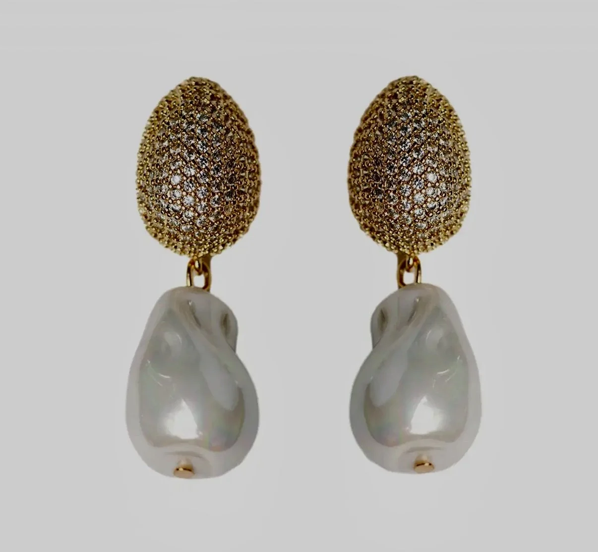 Chunky Gold & Pearl Drop Earrings