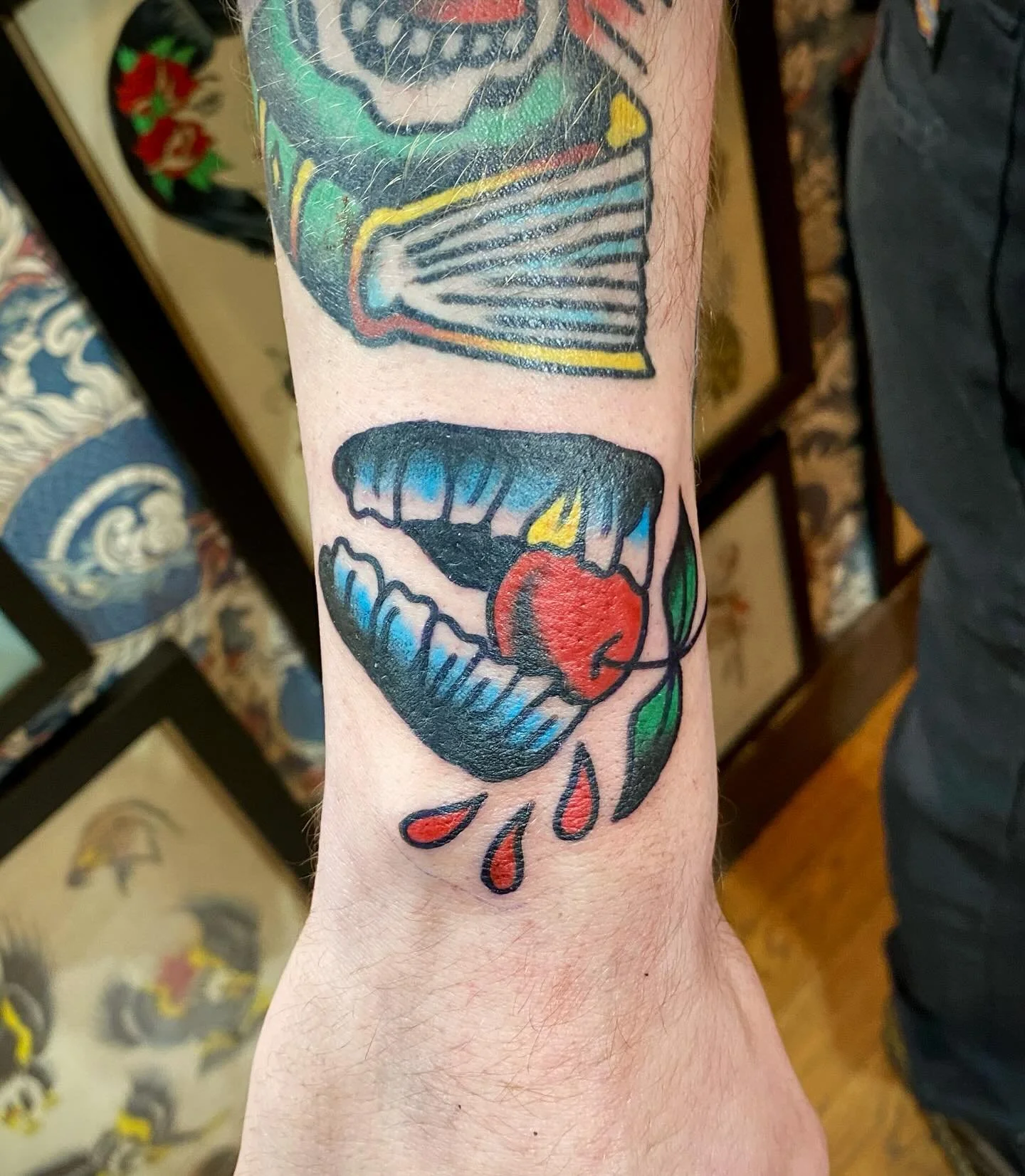 Ditch goblin and various fillers 
made @riversidetattootn 

TEXT 865-370-5420 
to book now