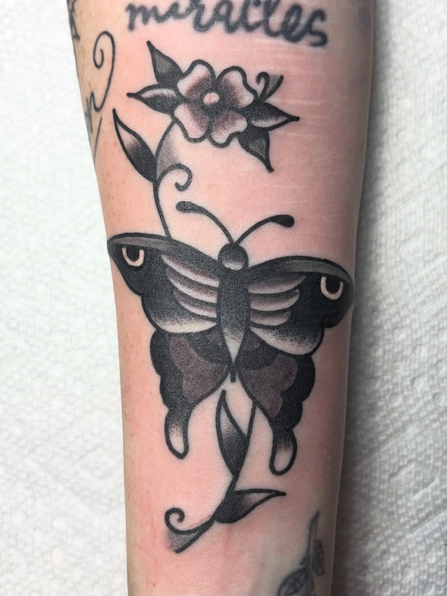 Some tats on my dawg @rach_spina  Holler at me to book your next tattoo&hellip; flash or custom always welcome! Black n&rsquo; grey or color~