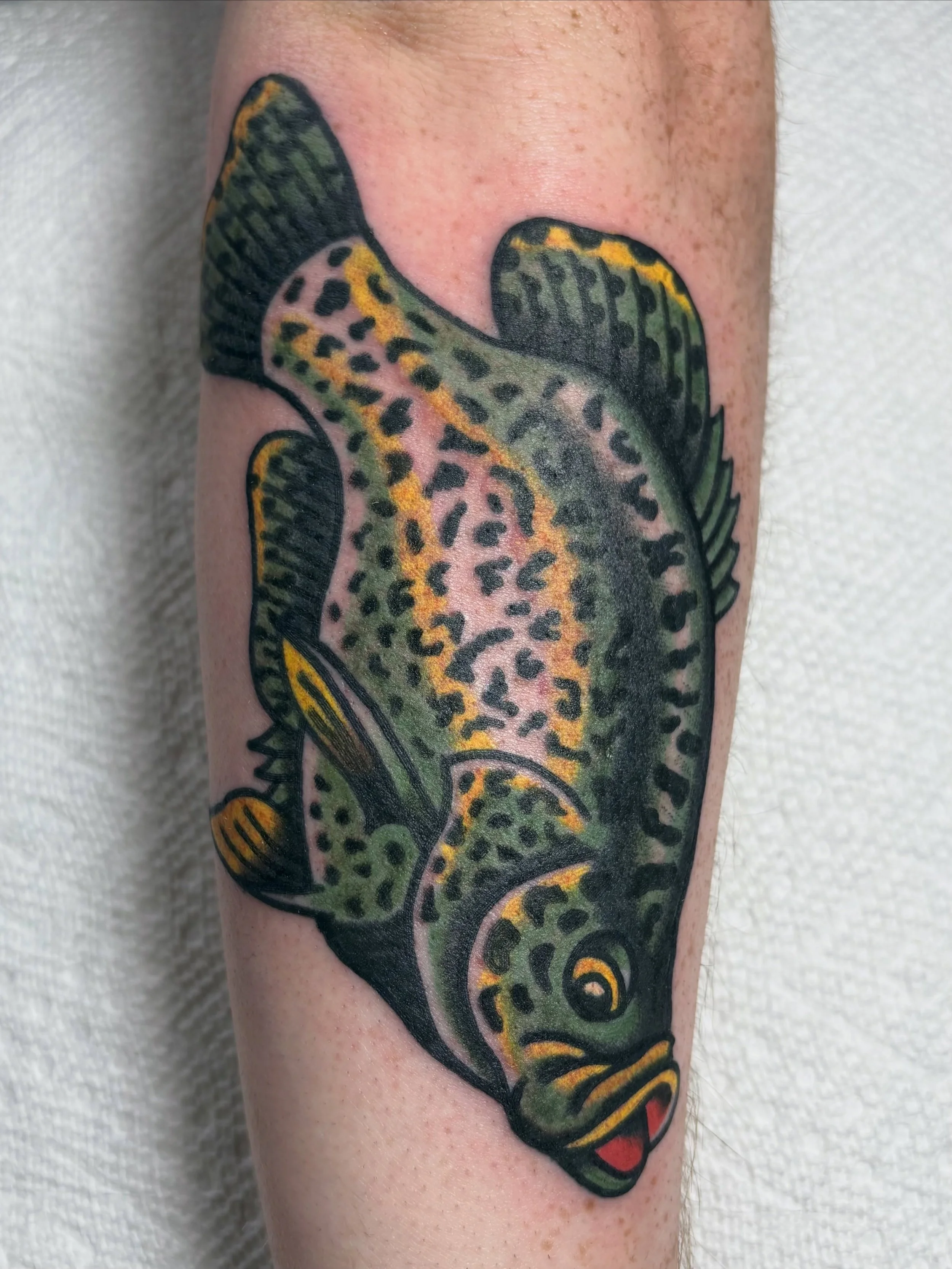 Fish tats are the best tats! Check out this crappie I made! Shoot me a DM to book that next tattoo appointment or stop by Riverside Tattoo to chat in person~