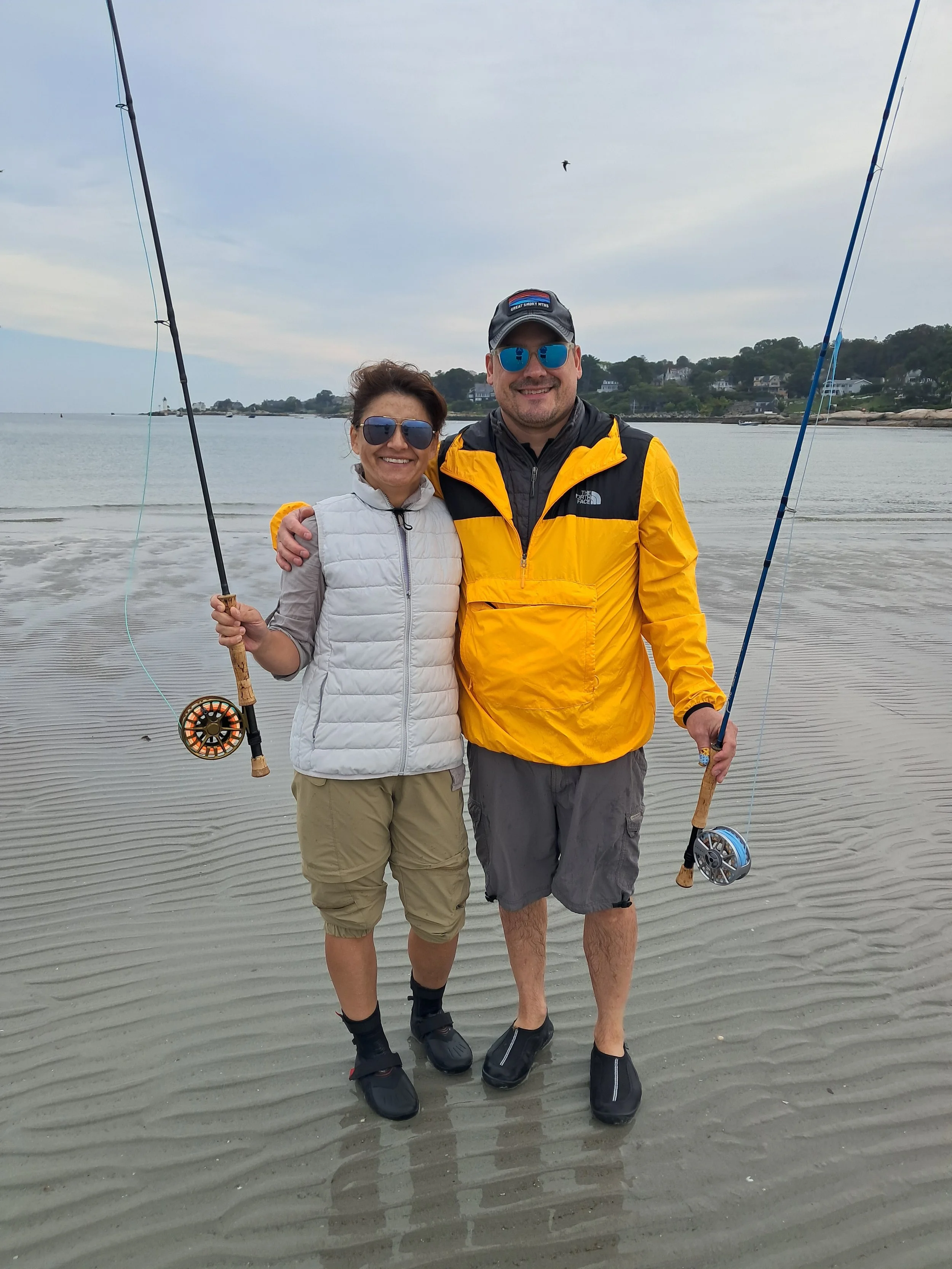 2025 Fly Fishing Lesson_Wingaersheek Beach_Group Photo.jpg