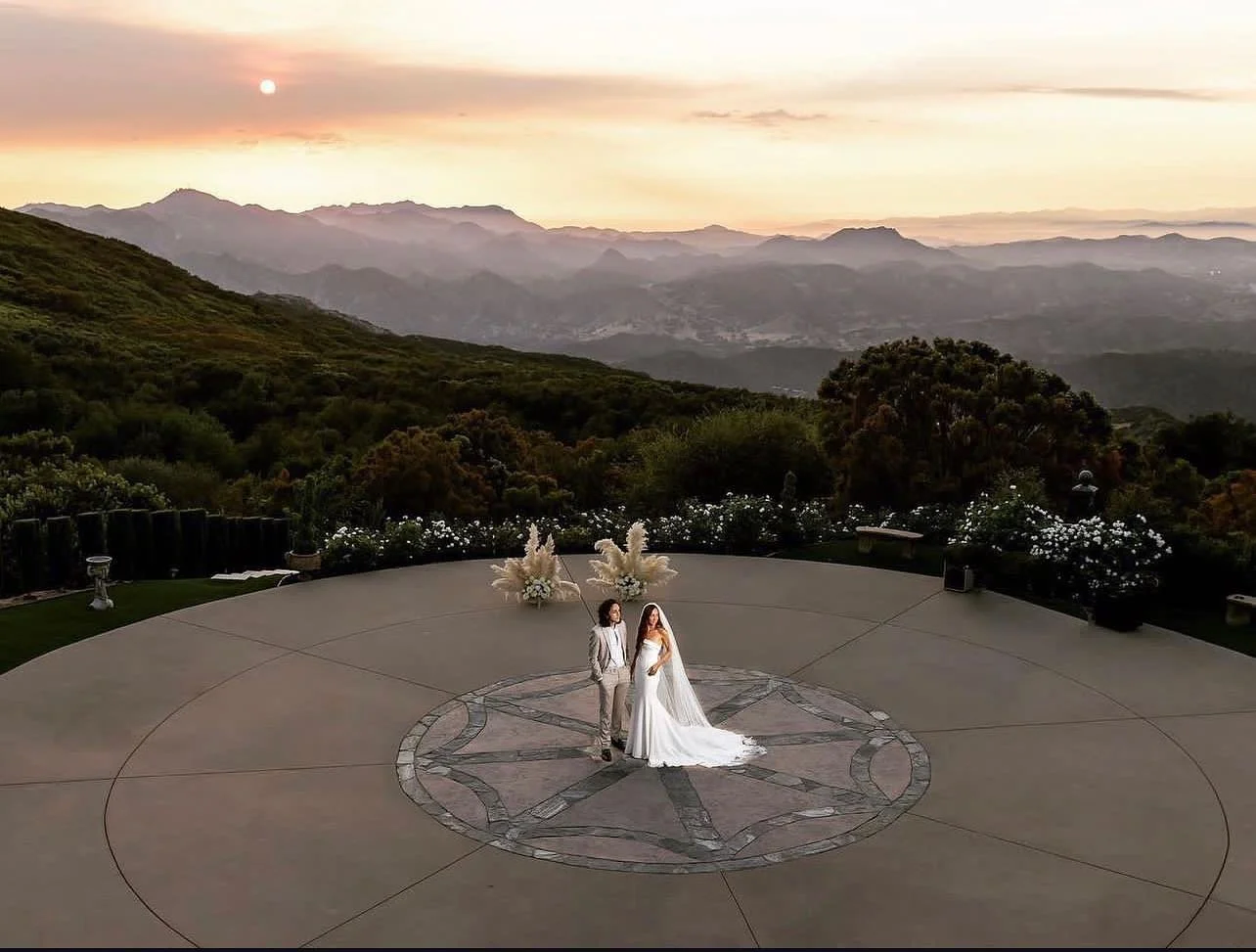 Imagine exchanging vows in an intimate elopement surrounded by the breathtaking backdrop of towering mountains and swirling clouds. At Stone Mountain Estates, we offer unforgettable elopement packages that immerse you in a park-like setting, with hun