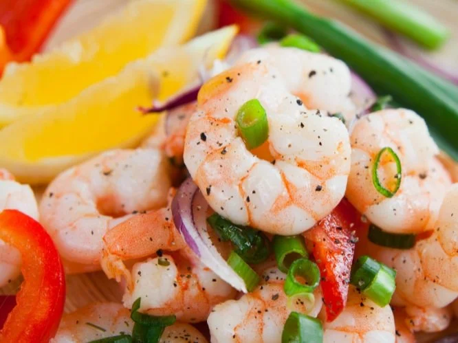 Thai-Style Prawn Salad with Crunchy Vegetables