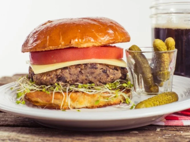 Homemade black bean burgers
