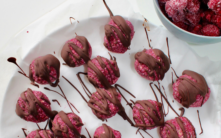 Raspberry ripe bites — Claire Turnbull