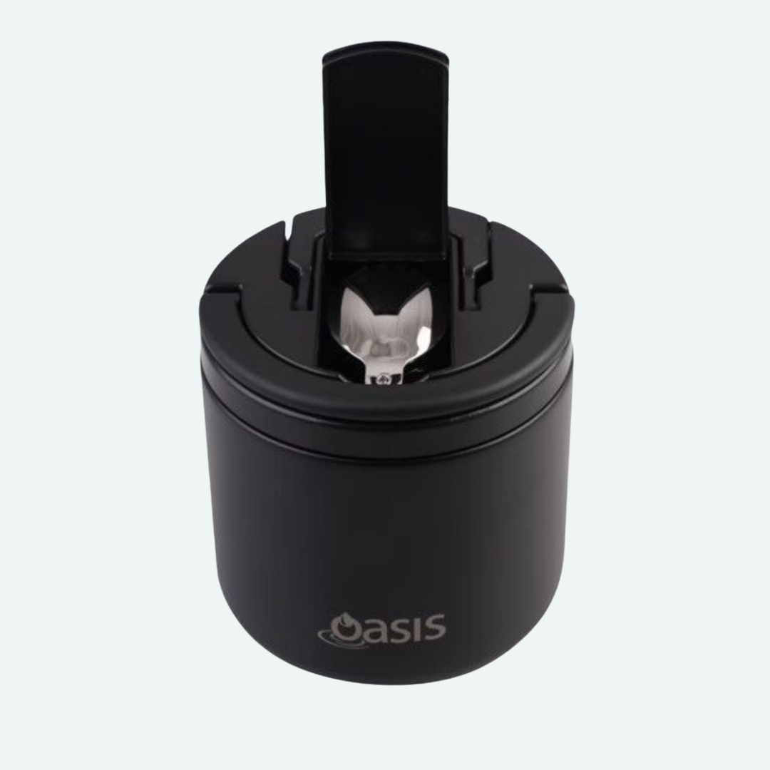 Claire_Turnbull_Oasis_Insulated_Food_Flask_Black_with_Spork.png