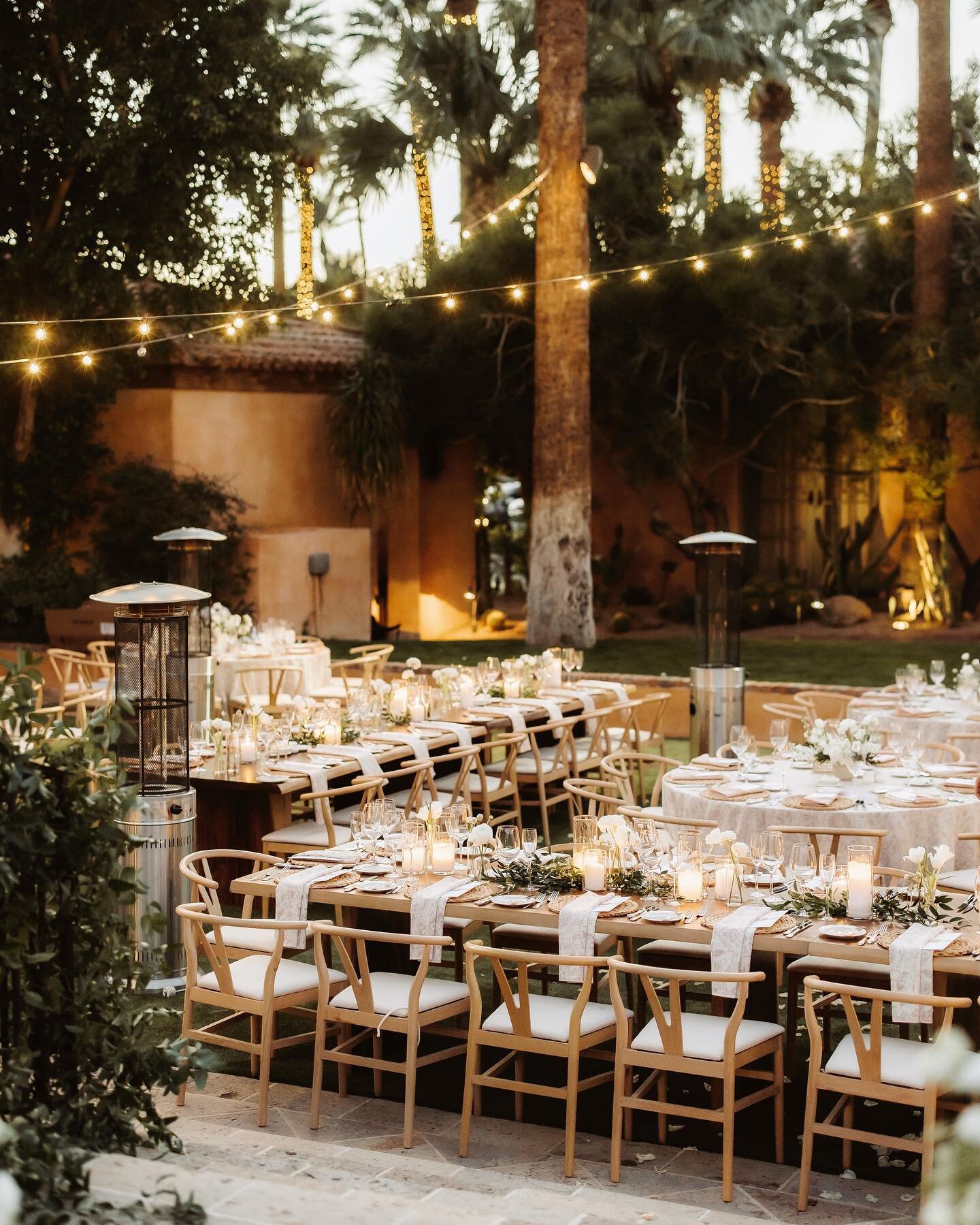 Royal Palms was the perfect canvas for this @hudsongreyweddings masterpiece!

Live Edge Tables
Linen Wishbone Chairs
Cafe Cane Chairs
Heaters