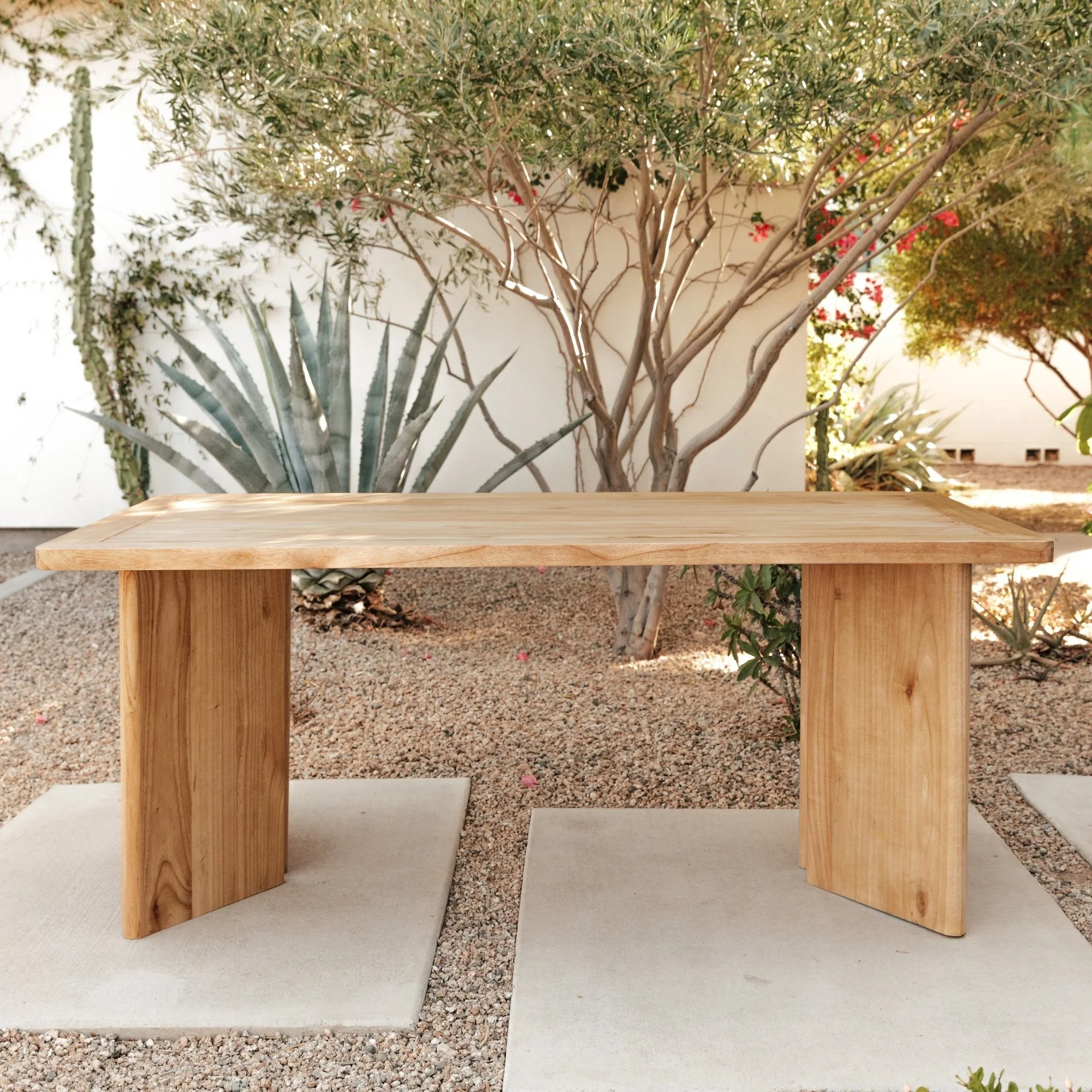 Natural Sweetheart Table