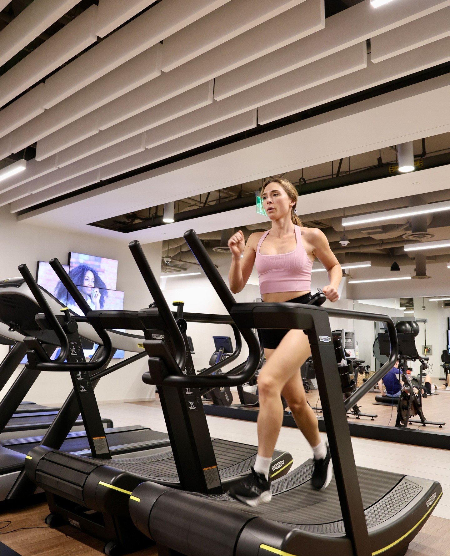 Wellness meets convenience.⁠
⁠
The Club offers premium fitness amenities right on campus, designed to support your health, focus, and workday routine.⁠
⁠
Ready to elevate your work life? Send us a DM! ⁠
⁠
#CenturyParkLA #TheClubAtCenturyPark #Gymaest