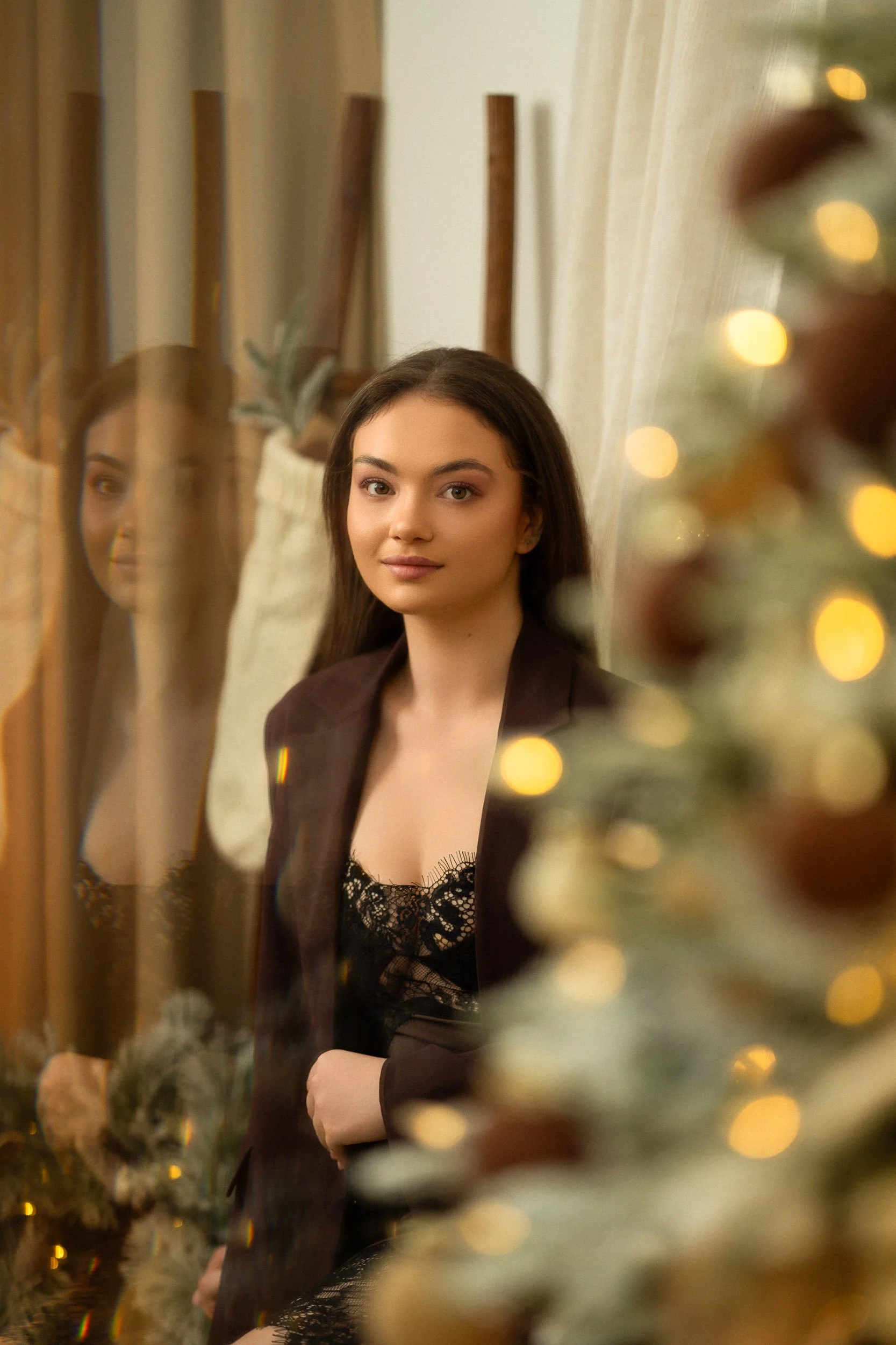artistic-christmas-portrait-lights-elberta-pictures.jpg