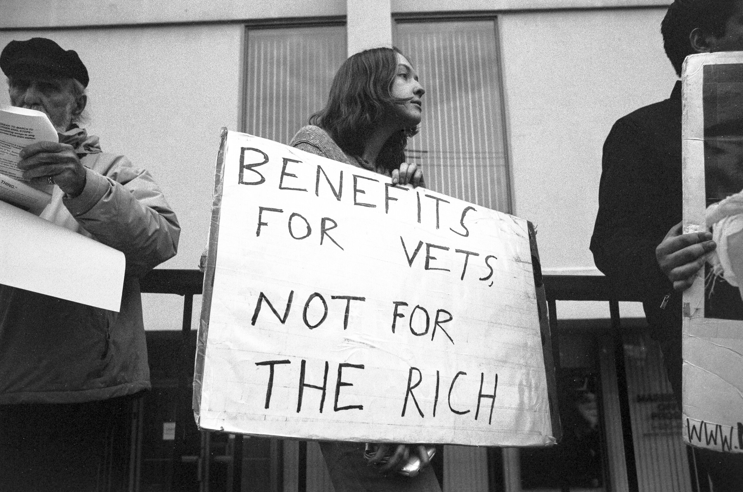 13Anti-war28h28LR.jpg