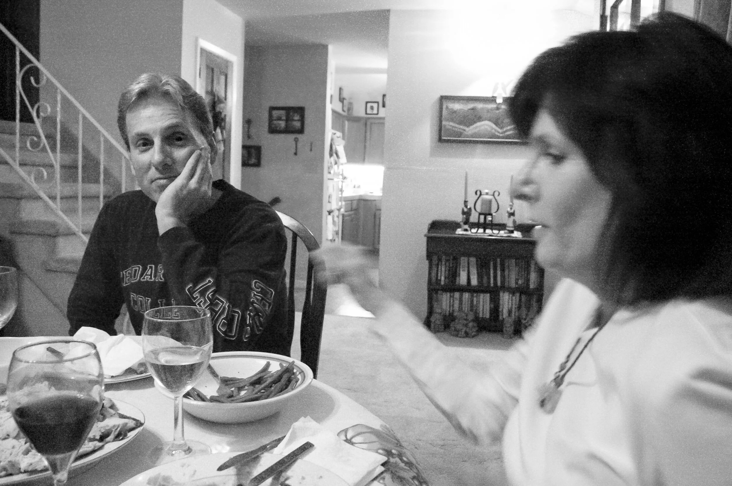 17dinnertbleHolidays 050LR.jpg