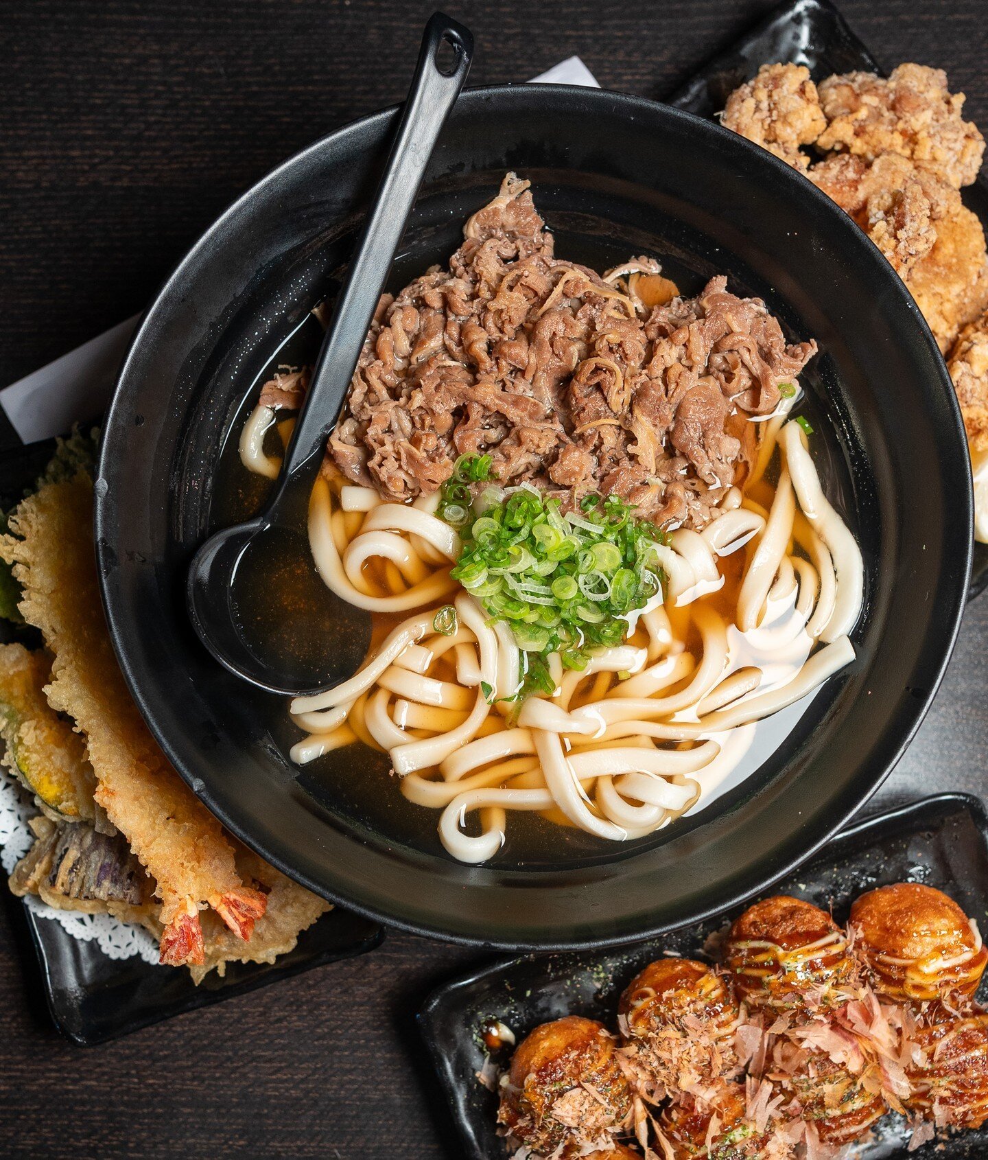 Satisfy your cravings with a steaming bowl of our hearty udon! ITADAKIMASU! #FoodieFindsLA 🍜🙌🏻 

👇 Freshly homemade noodles 
◾️◽️◾️◽️◾️◽️◾️◽️◾️◽️
🍜 ᴍᴀʀᴜɢᴀᴍᴇ ᴍᴏɴᴢᴏ ʟᴀ
⏰ ᴍᴏɴ - ᴛʜᴜʀꜱ : 11:30 ᴀᴍ - 9:00 ᴘᴍ 
⏰ ꜰʀɪ - ꜱᴜɴ: 11:30 ᴀᴍ - 10:00 ᴘᴍ
📍 9 ᴇᴀꜱᴛ 