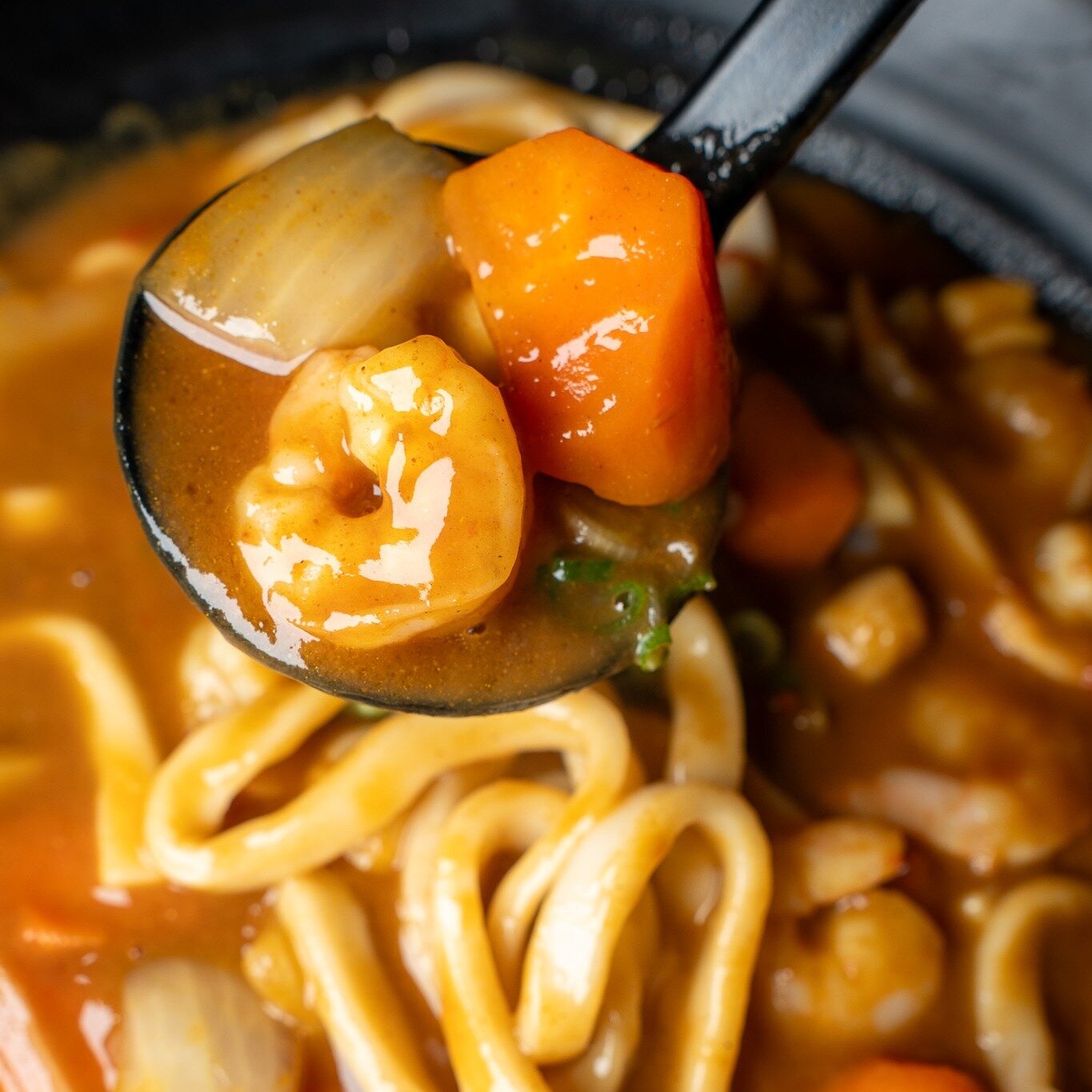 Udon, the cure for any craving! Order now! #LAFoodie 🍲 

👇 Freshly homemade noodles 
◾️◽️◾️◽️◾️◽️◾️◽️◾️◽️
🍜 ᴍᴀʀᴜɢᴀᴍᴇ ᴍᴏɴᴢᴏ ʟᴀ
⏰ ᴍᴏɴ - ᴛʜᴜʀꜱ : 11:30 ᴀᴍ - 9:00 ᴘᴍ 
⏰ ꜰʀɪ - ꜱᴜɴ: 11:30 ᴀᴍ - 10:00 ᴘᴍ
📍 329 ᴇᴀꜱᴛ 1ꜱᴛ ꜱᴛ. ʟɪᴛᴛʟᴇ ᴛᴏᴋʏᴏ, ʟᴀ 
 📞 (213) 346 