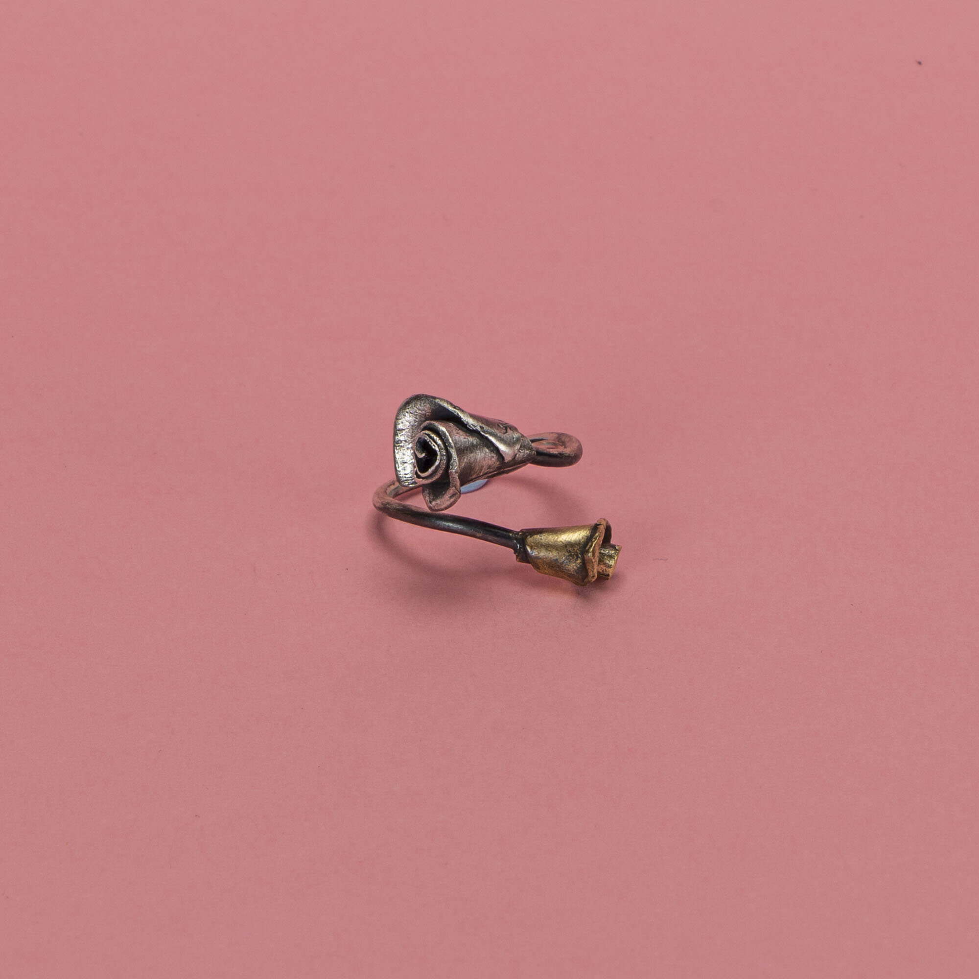 Anell rosa plata i bronze