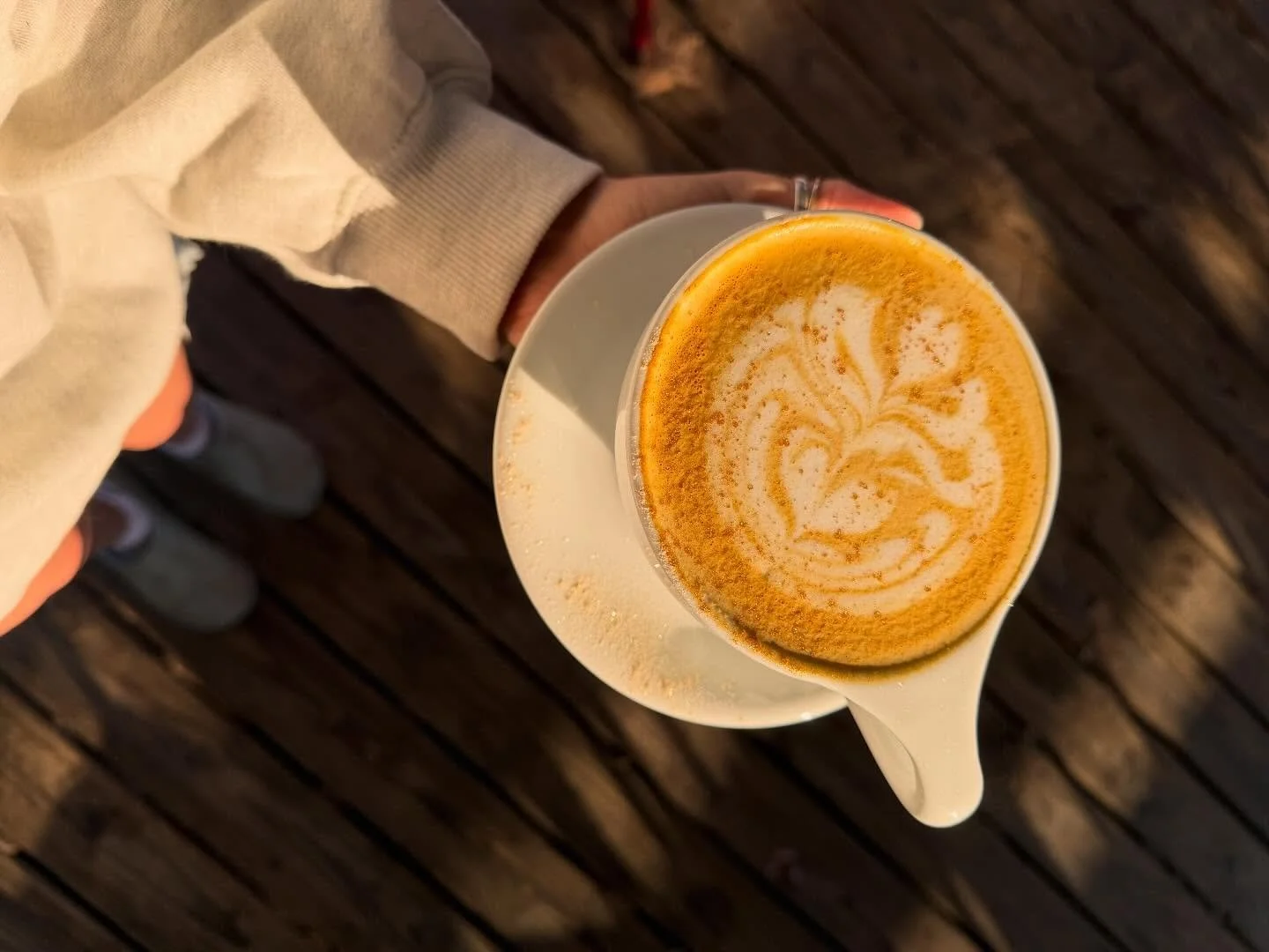 What&rsquo;s at the end of your rainbow? 🌈 we have a Pot of Gold Latte waiting at the end of ours ✨💰☕️🌞 delicious lil blend of turmeric and honey and cinnamon and espresso and don&rsquo;t forget the gold dust because you&rsquo;re worth it! 🌟🤑 se