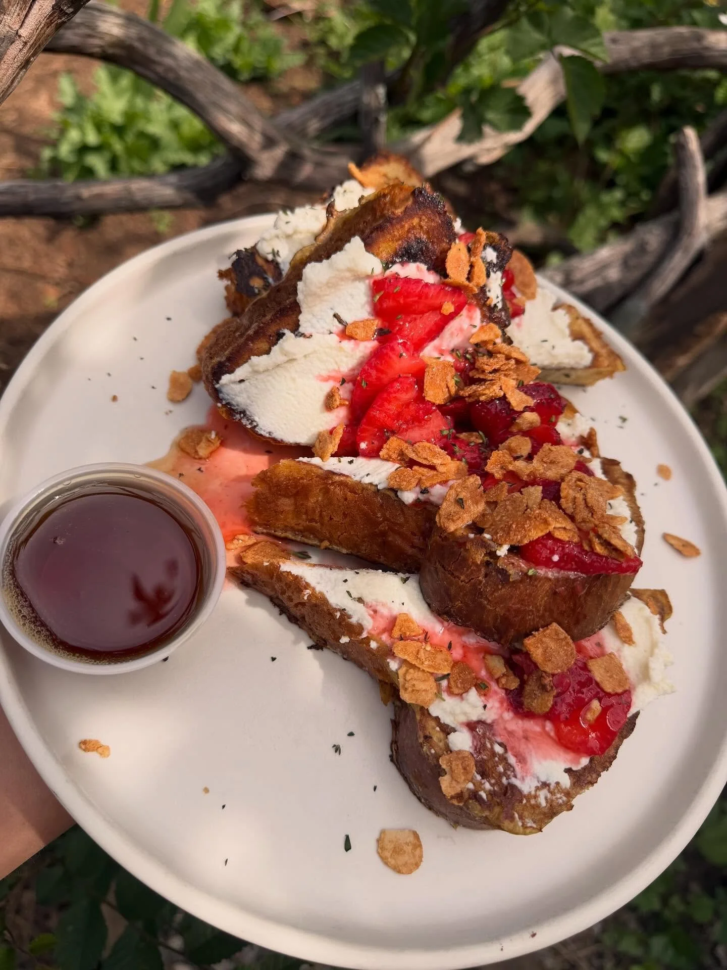 This one goes out to all the mommas out there! Thank you for all that you do! ✨ we&rsquo;ve got a special French Toast happening that&rsquo;s super special just like you 🍓😍 house made brioche, almond ricotta, macerated strawberries, candied almond,