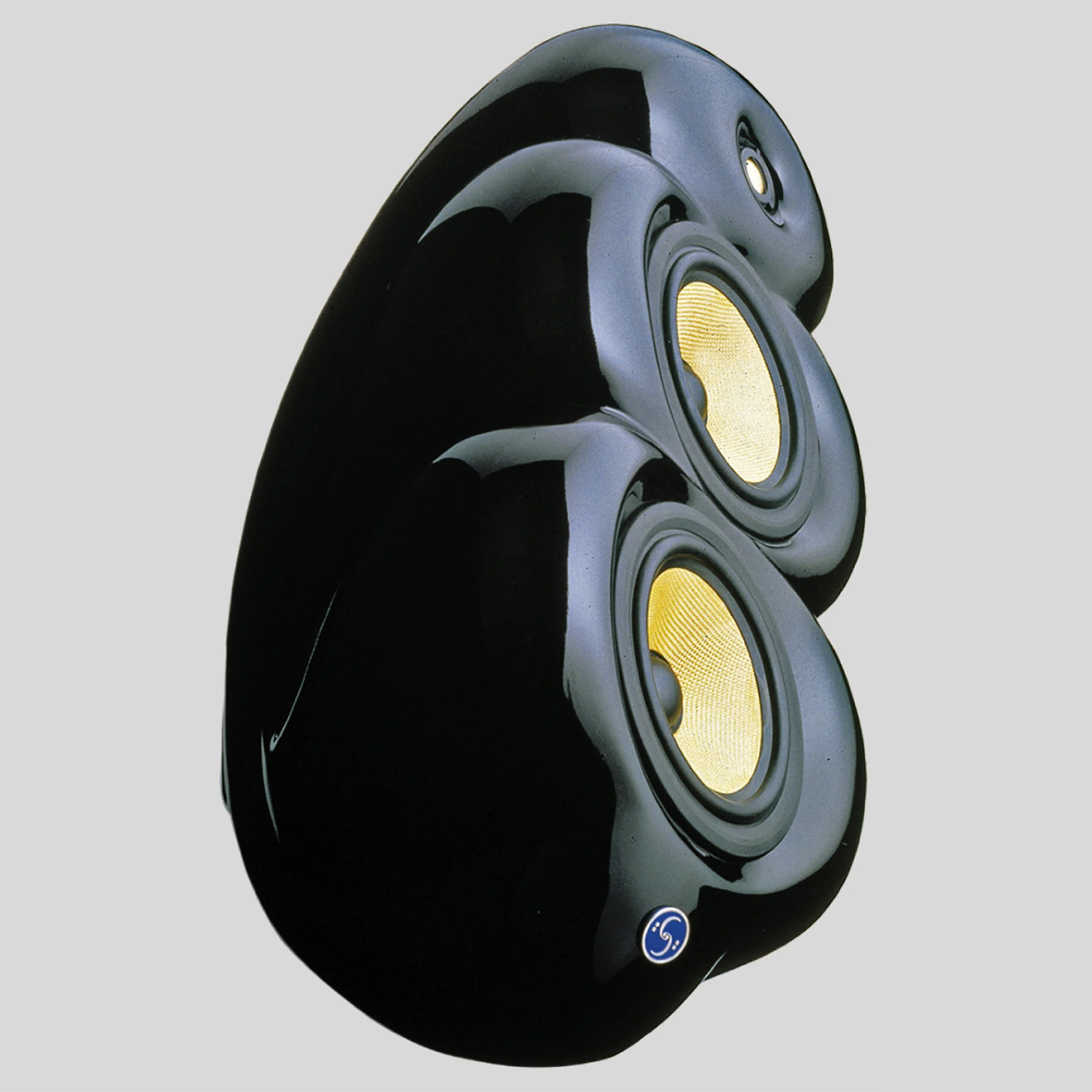 Technopod Sculpture Art sound system by Simon Ghahary