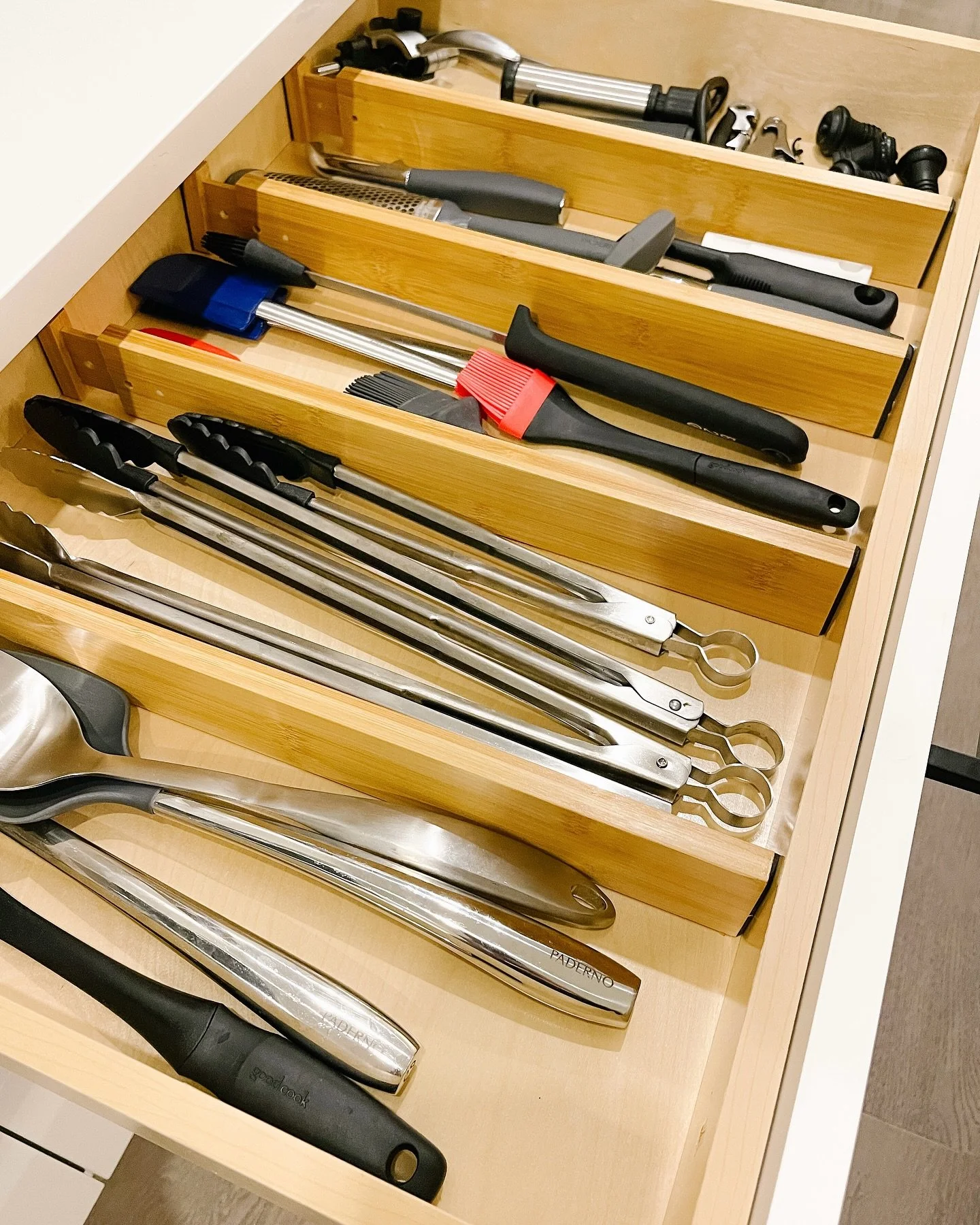 All those years of playing Tetris on my game boy were clearly worth it! 😉

#whistler #squamish #vancouver #kitchenorganization #homeorganization