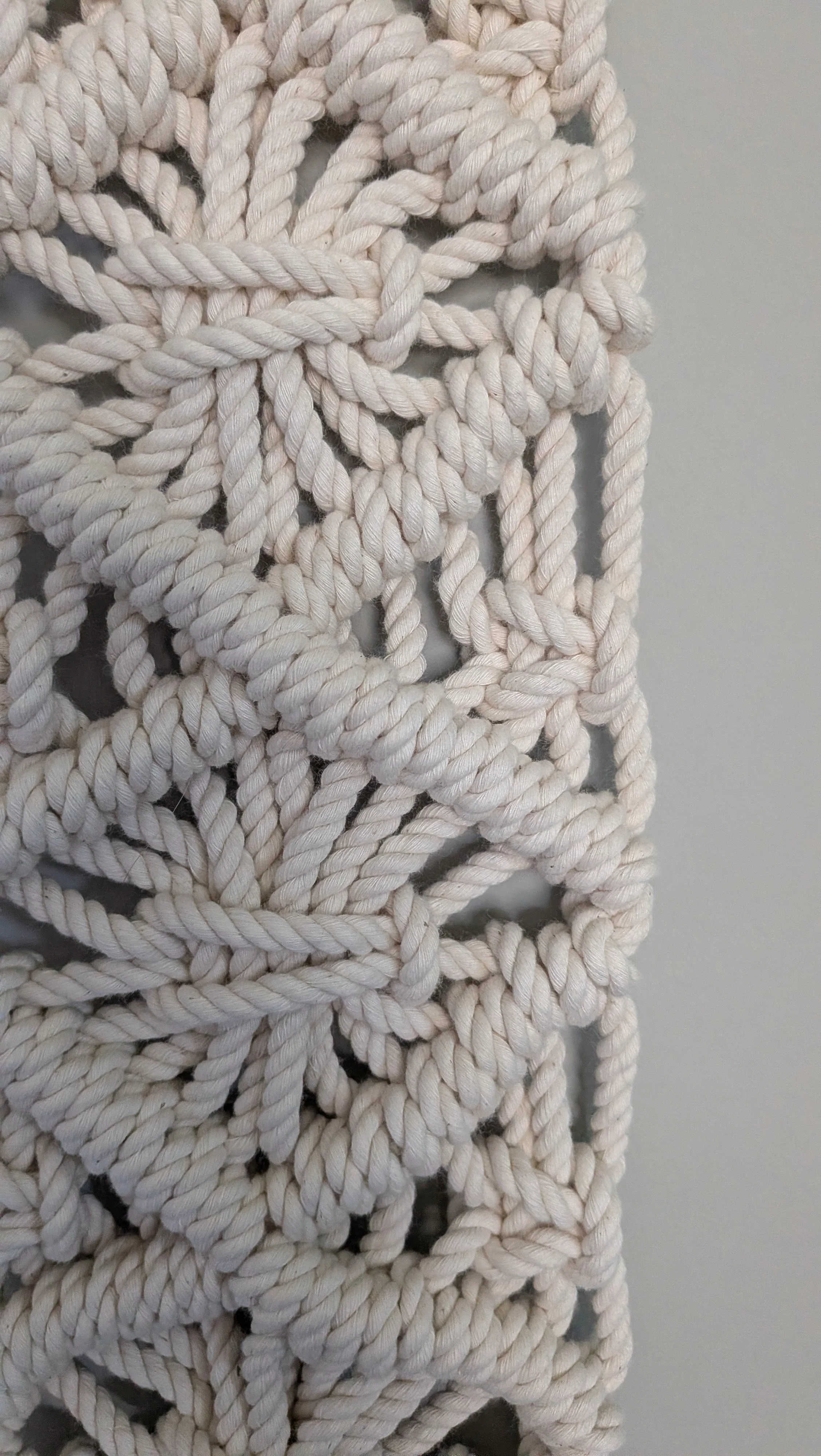 A005DiamondMacrame3.jpg