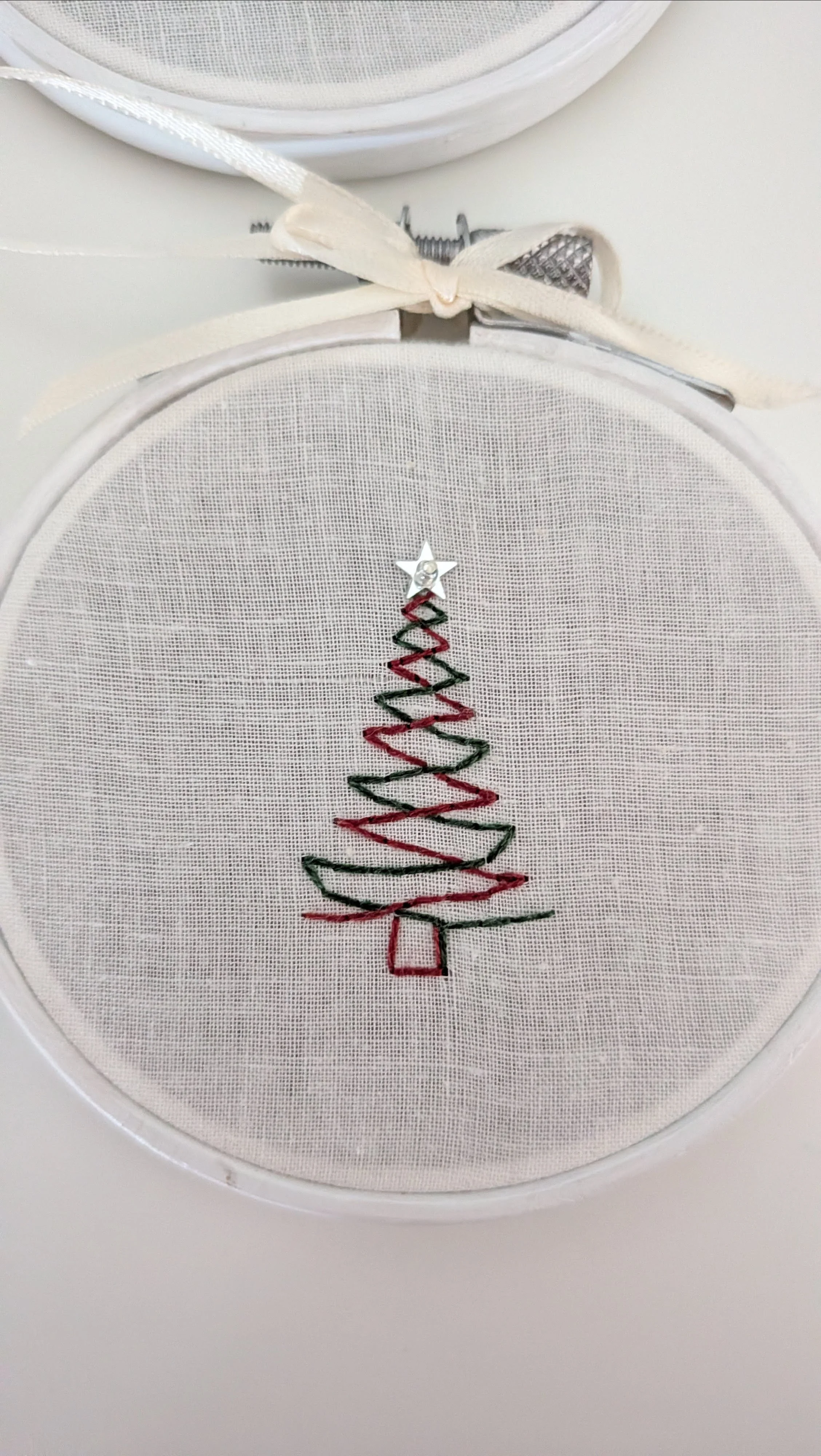 A050Ornament3.jpeg