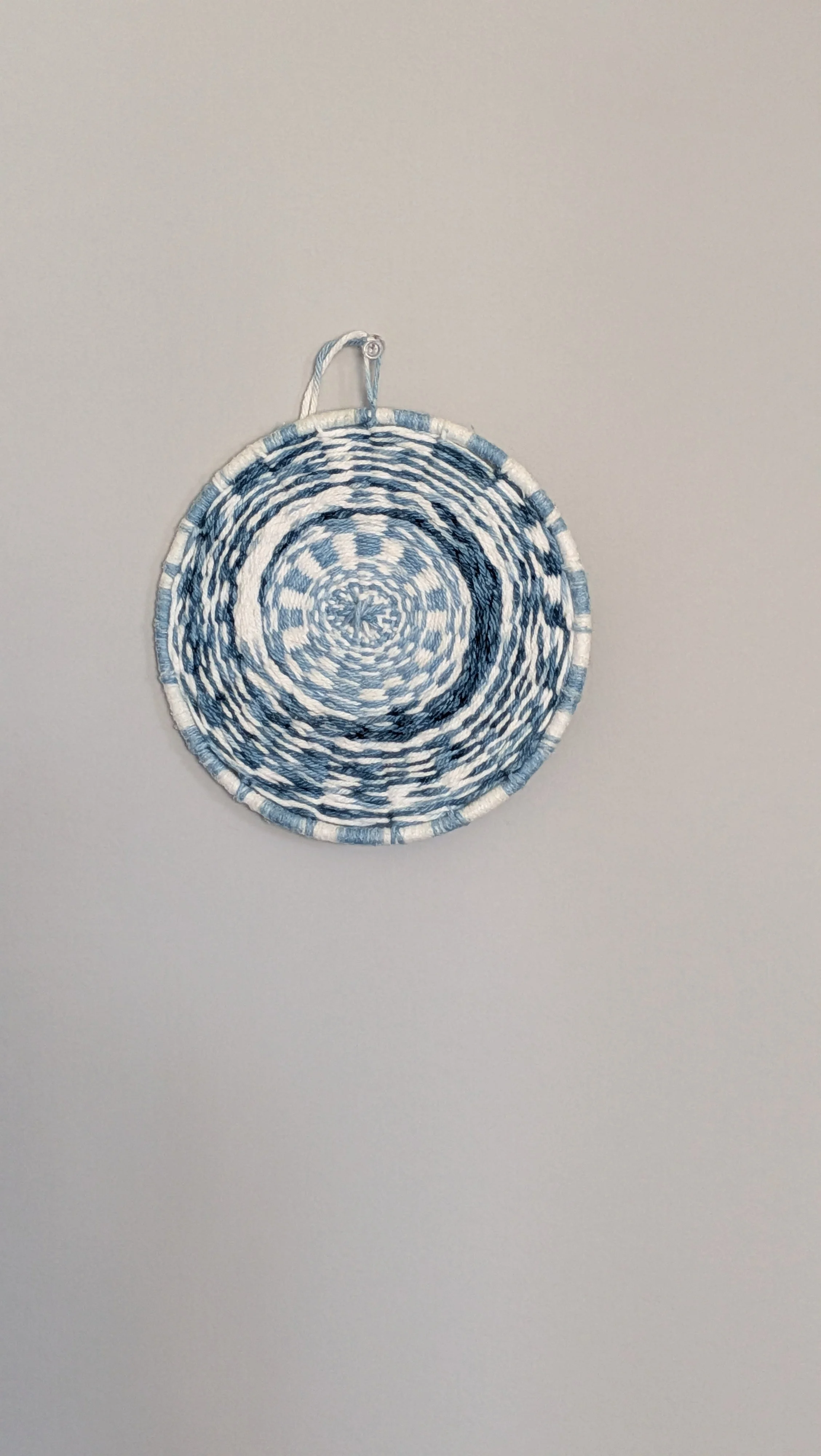 A033BlueCircle3.jpg