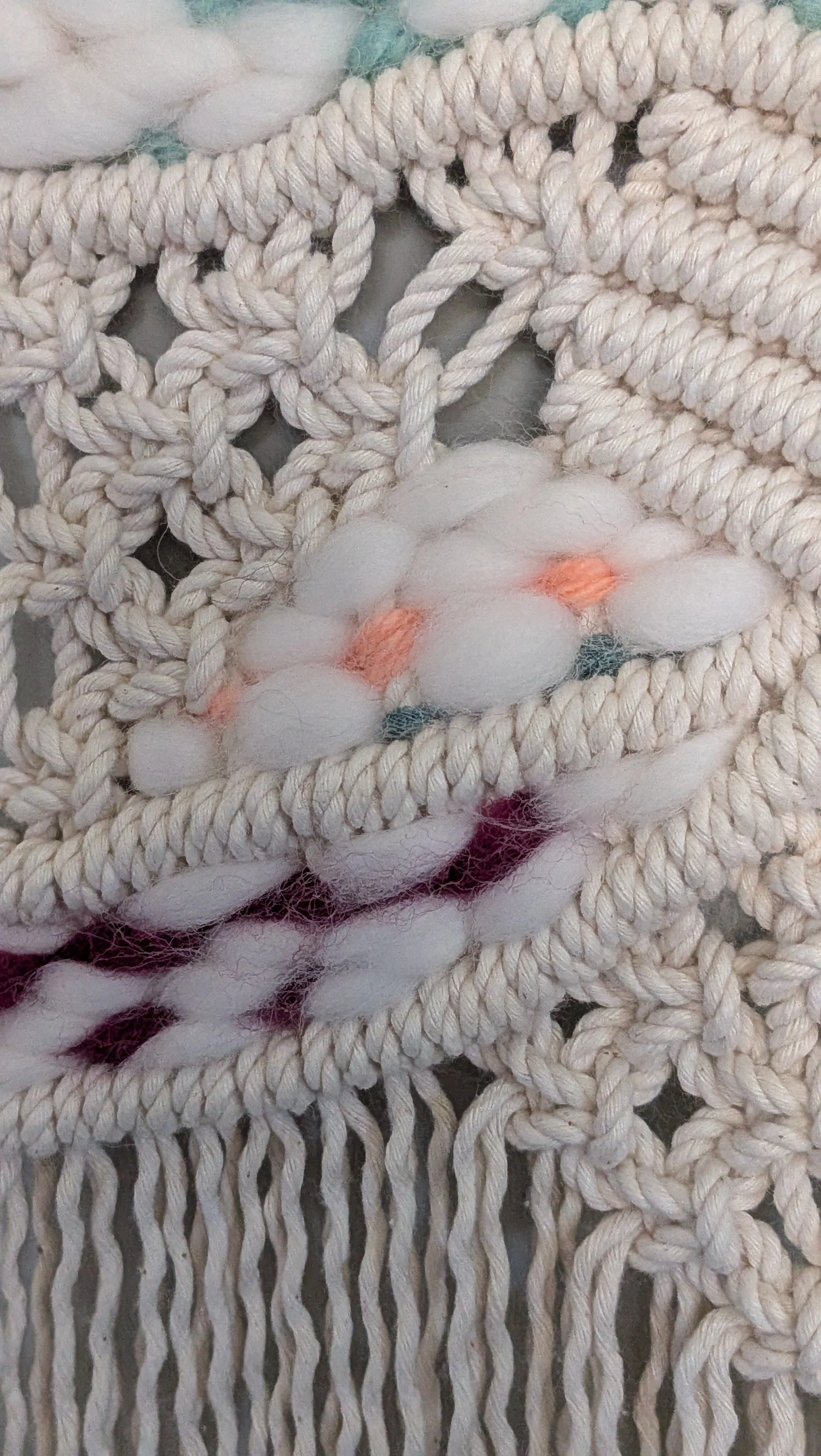 A011Macraweaving3.jpg
