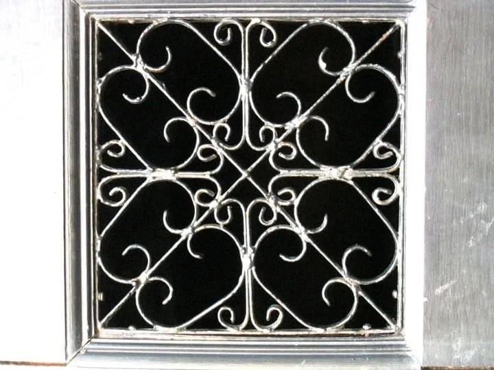 Peering inside MacKenzie's Tomb...