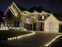 “🎄5 Reasons to Choose Aggieland Christmas Lights for Your Holiday Display”