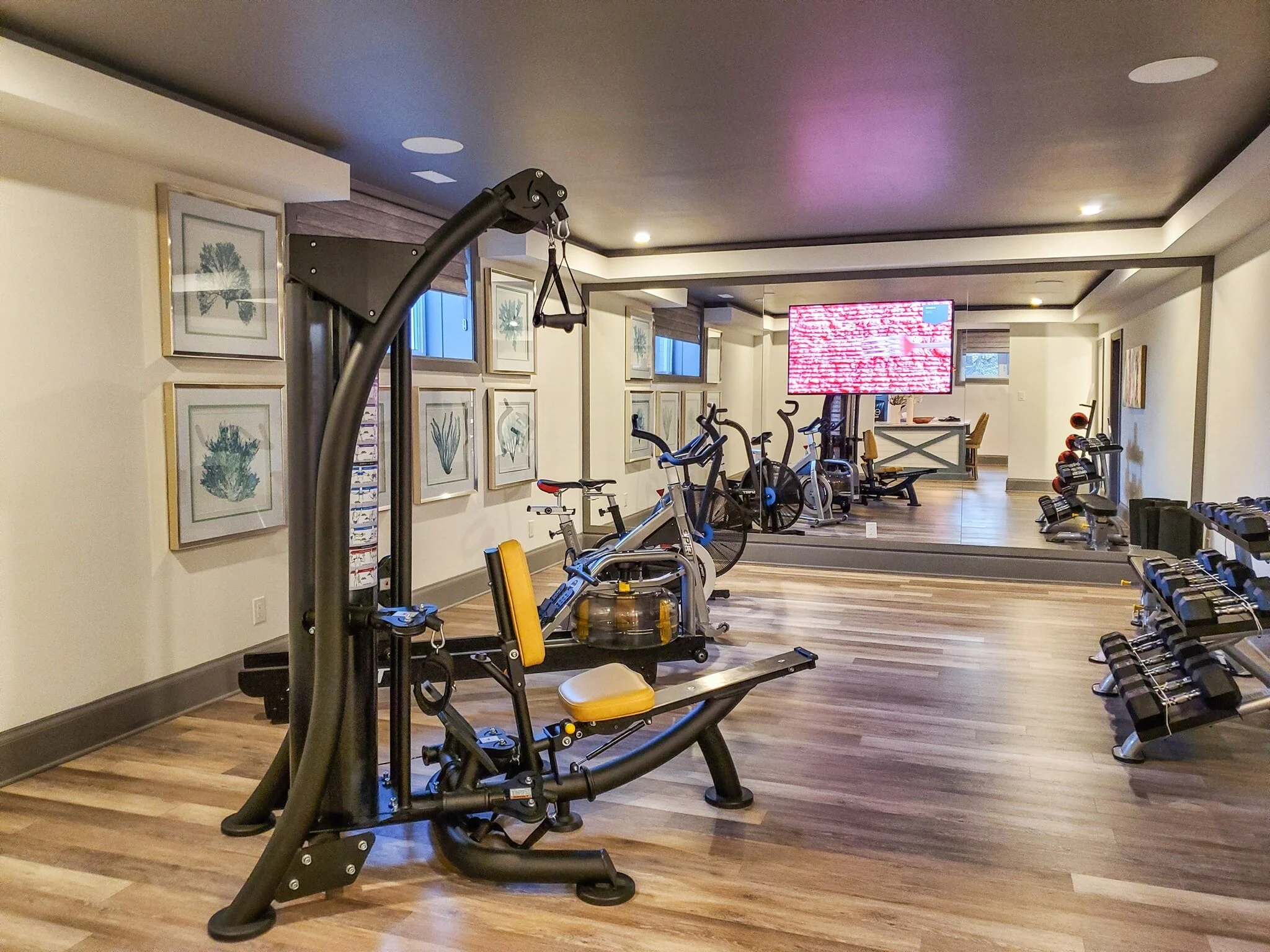 Ottawa's Glass and Mirror Leader Mirror Works Inc.