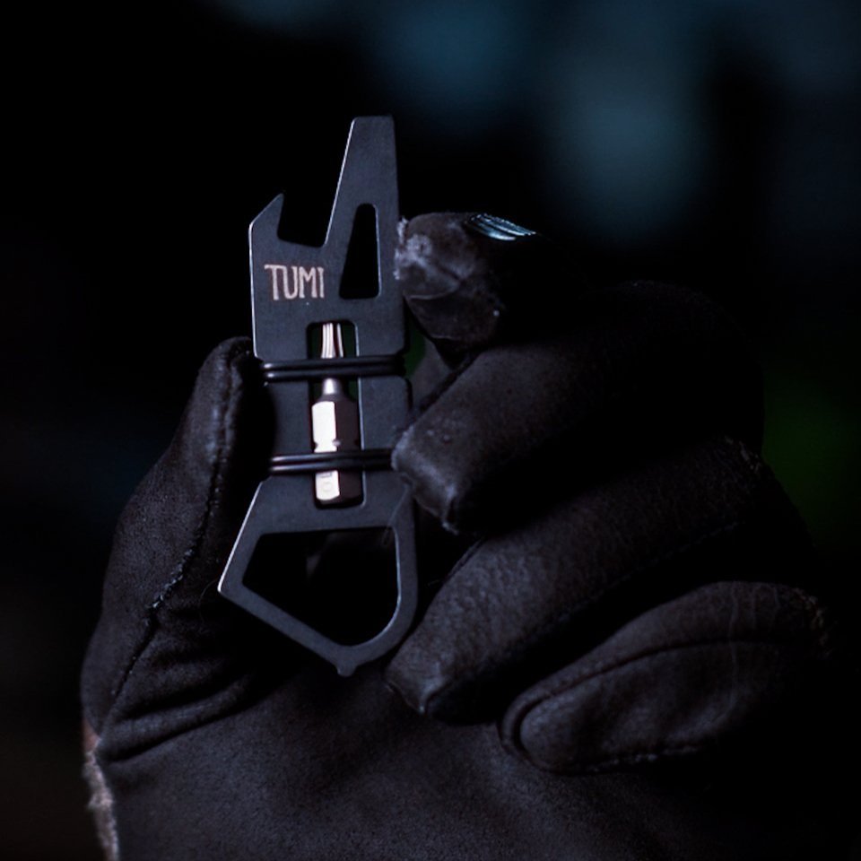 Tumi+in+hand.jpg