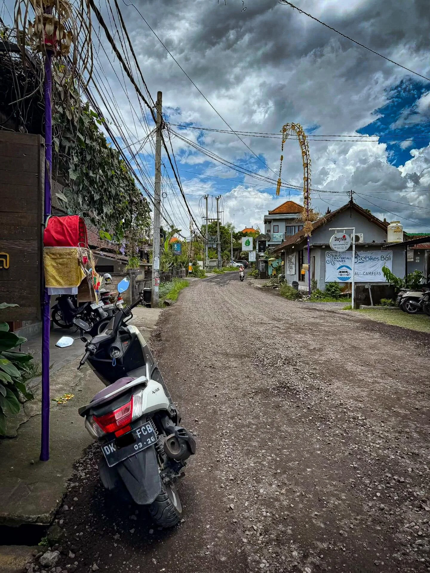 #bali #motorbikes #clouds #indonesia #33trekking #livelaughlove #travel #adventure #backpacking #explore #photography #travelphotography #blog #nomadic #liveauthentic #worldtravel #artofvisuals #scenic #natgeo  #danajonchappelle #shotoniphone