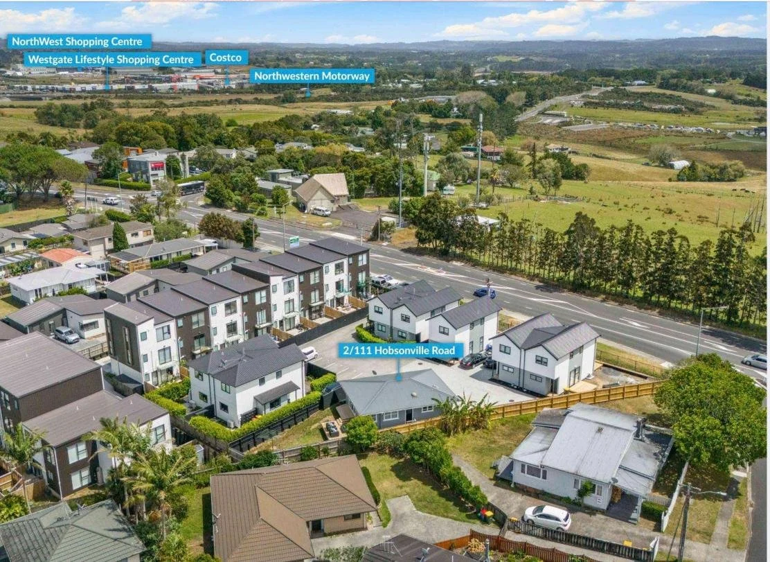 2-111 Hobsonville Road 19.jpg