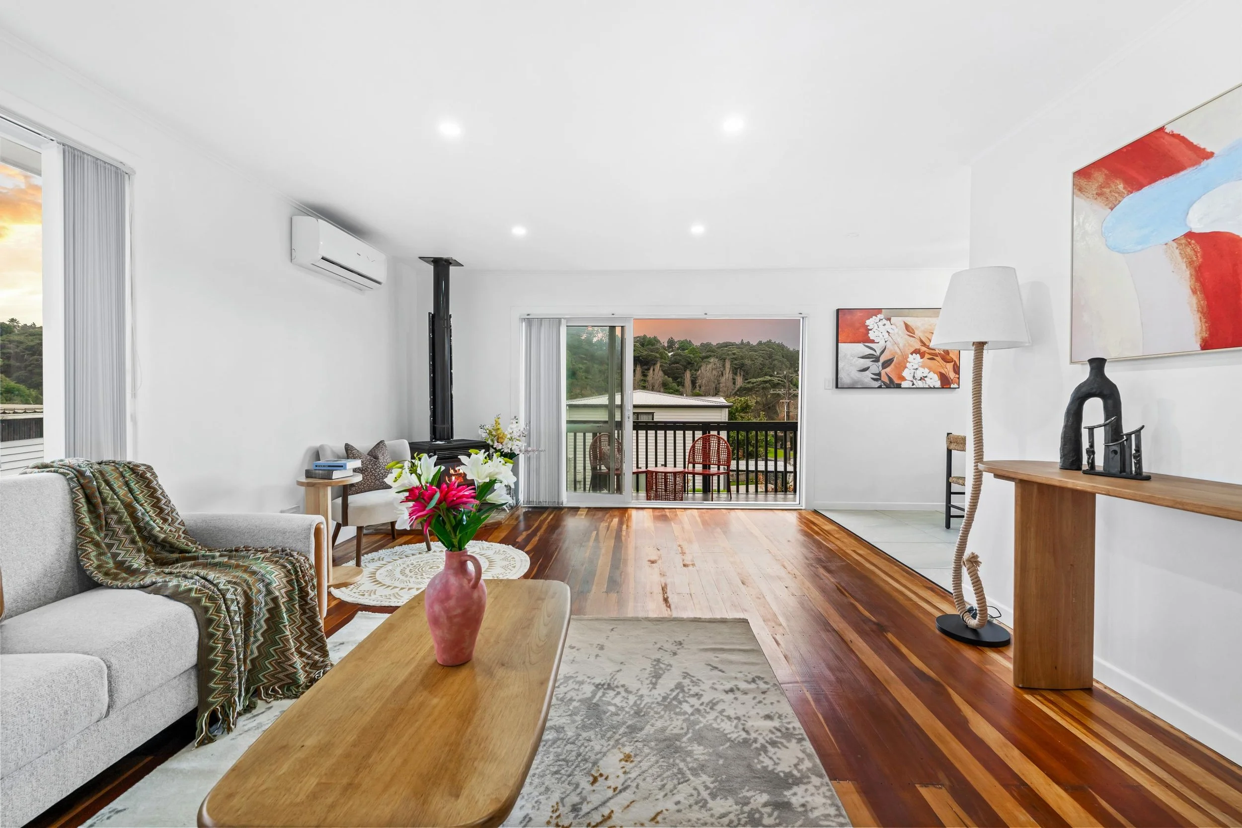 2 Lowtherhurst Road 8.jpg