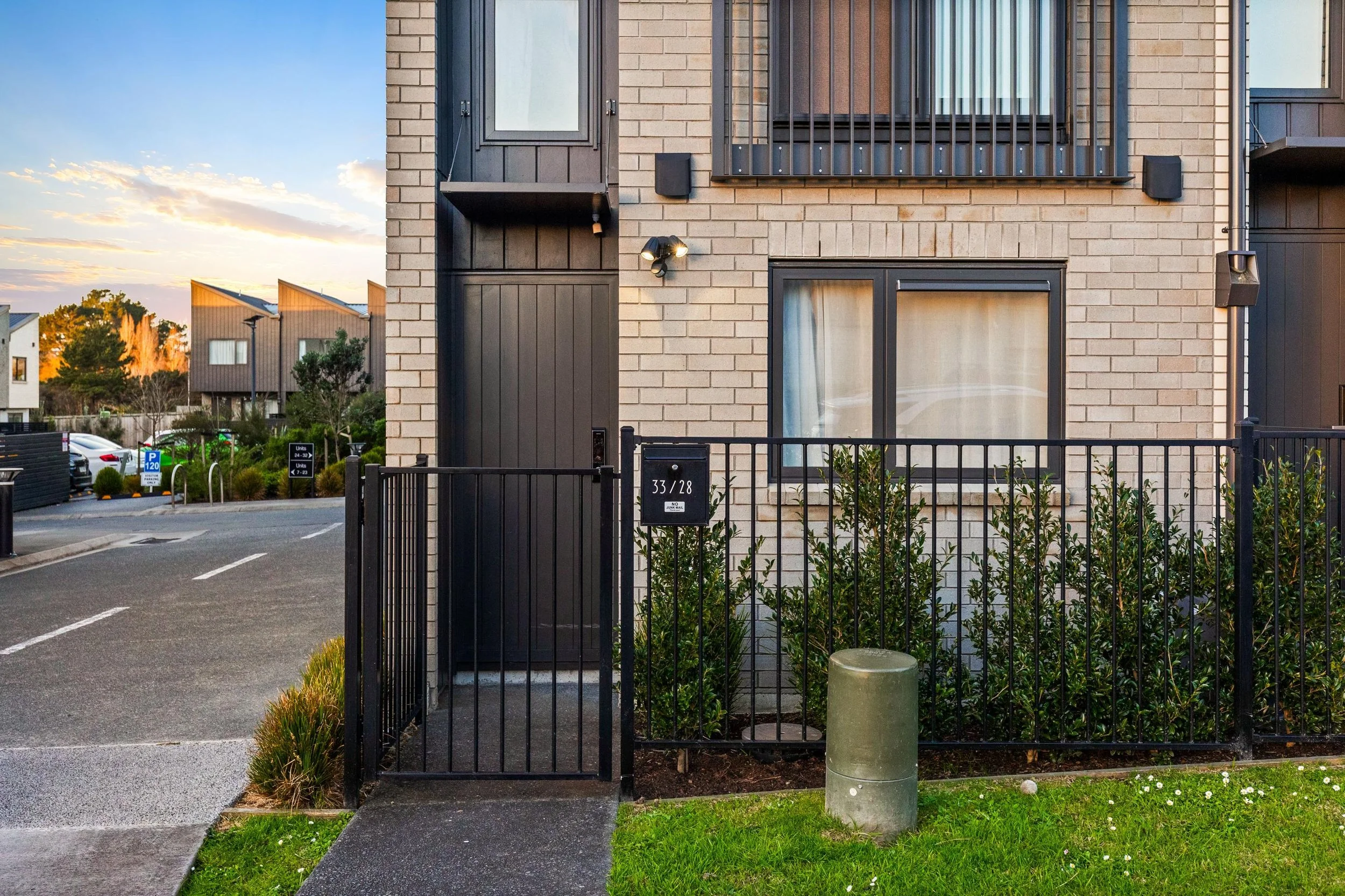 33-28 Westgate Drive 23.jpg