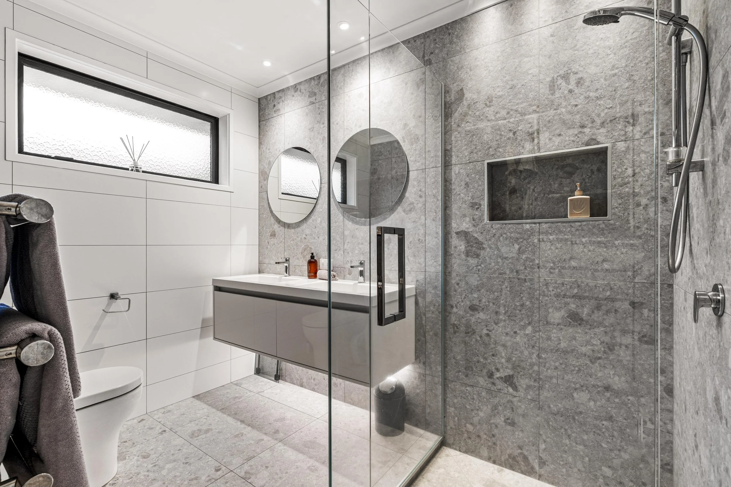 25 Nobilo Road 16.jpg