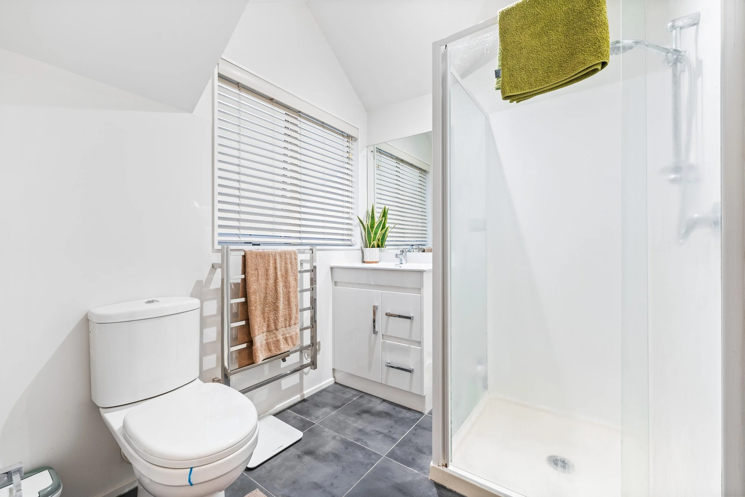 305 Royal Road 17.jpg