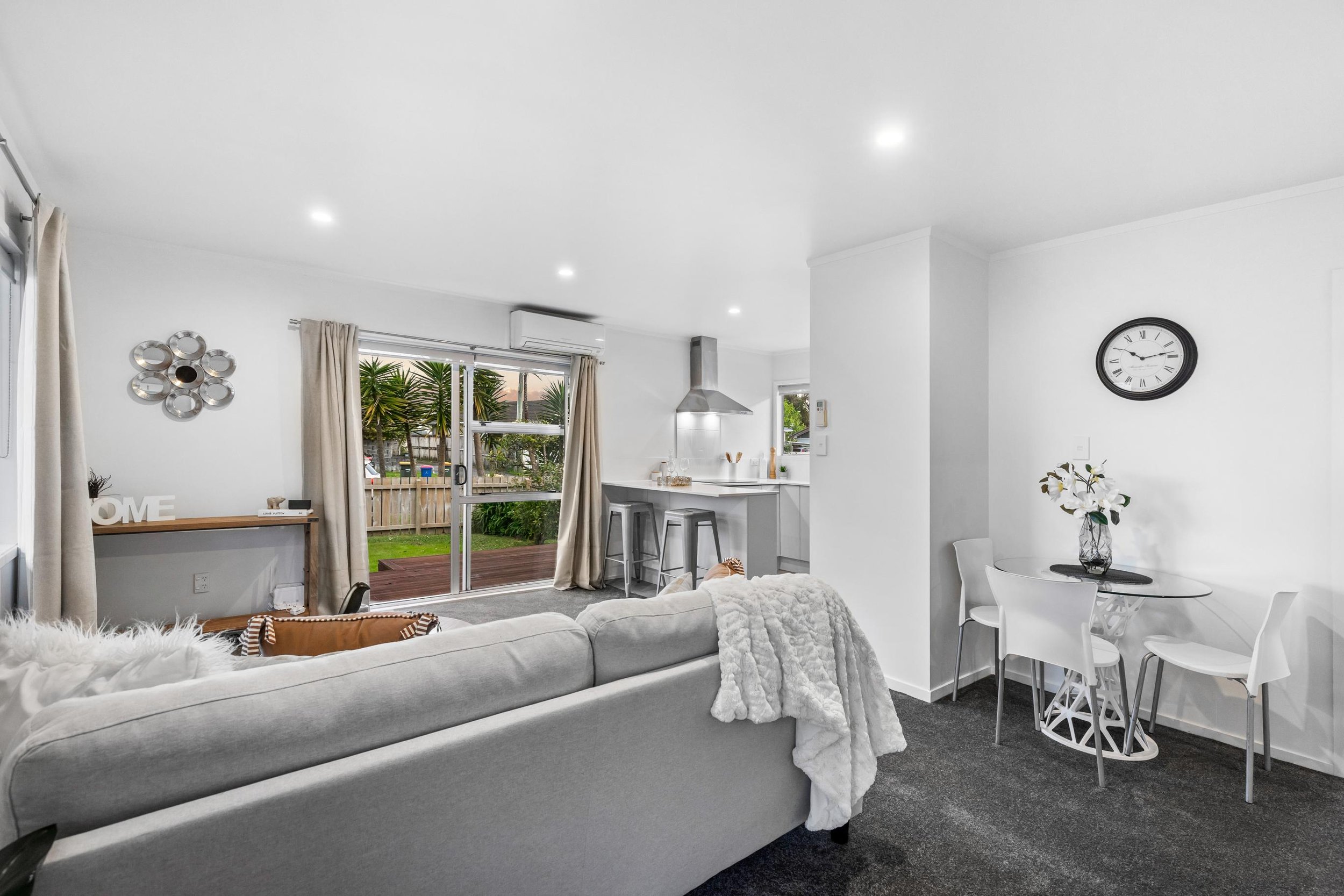 1-322 Royal Road 7.jpg