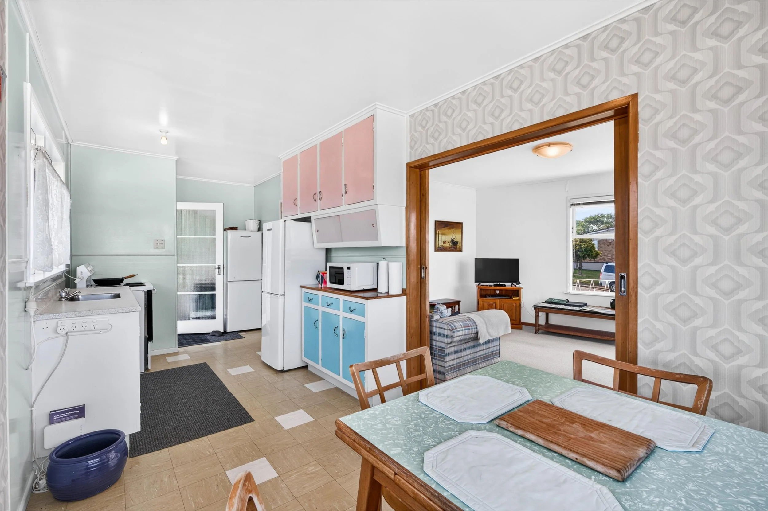 55 Royal View Road 8.jpg