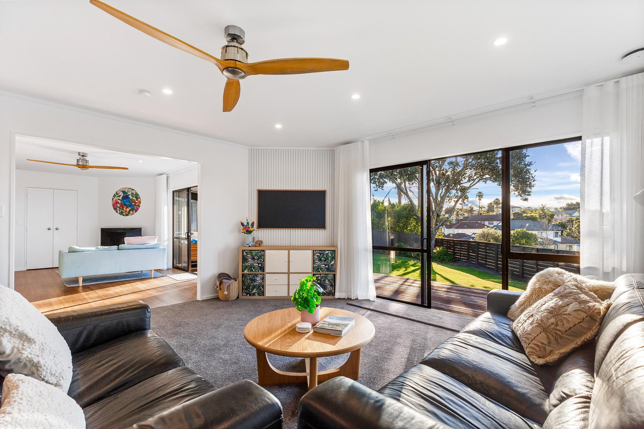22 Matisse Drive 3.jpg