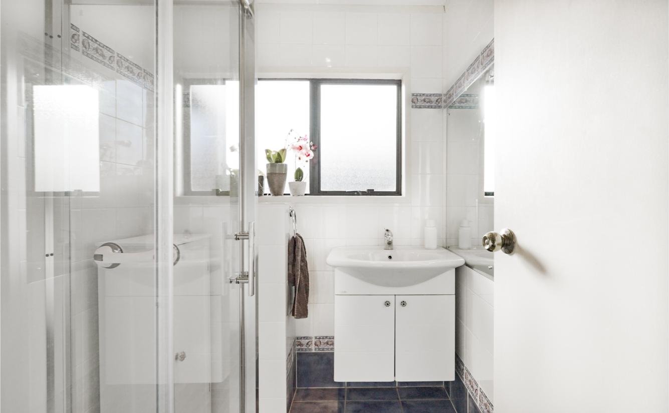 42 Elizabeth Drive 17a.jpg