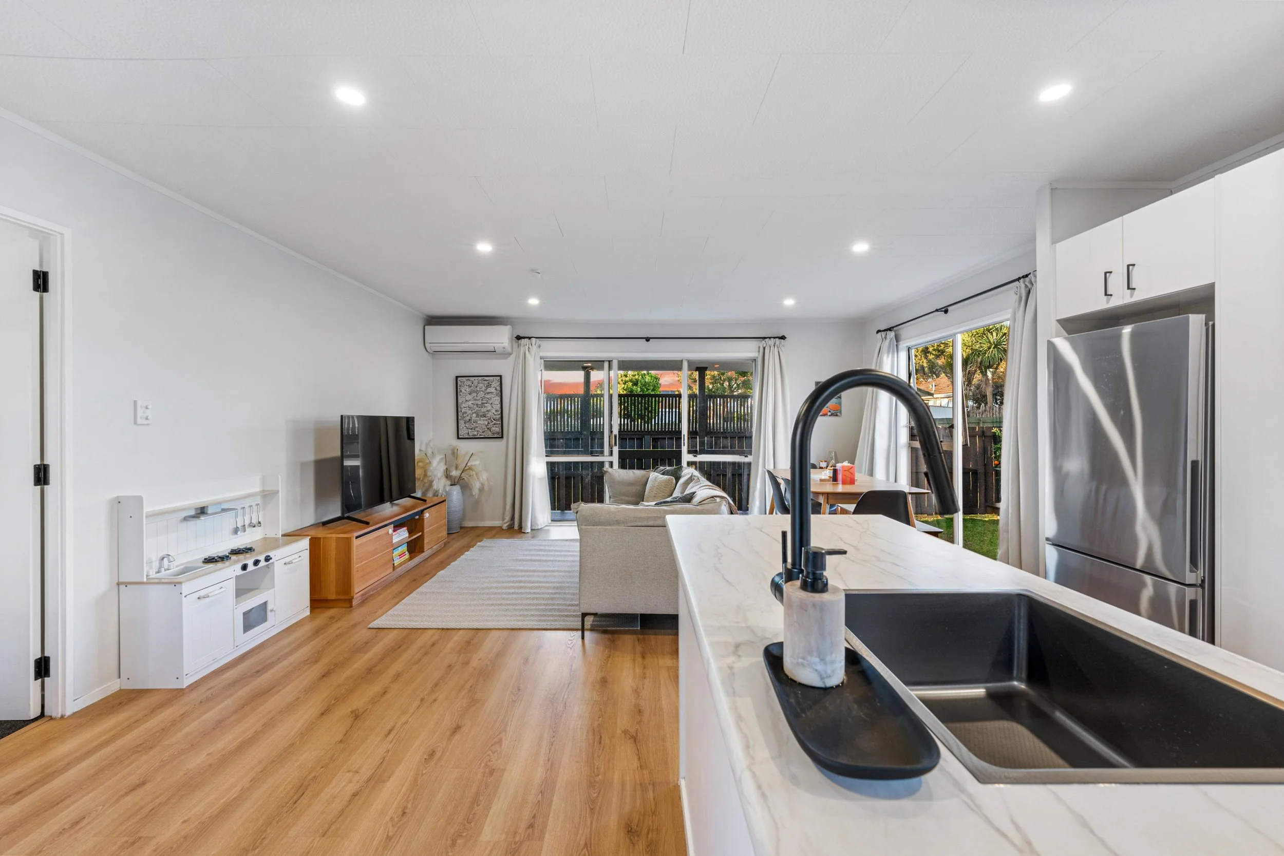 92b Beach Road 15a.jpg
