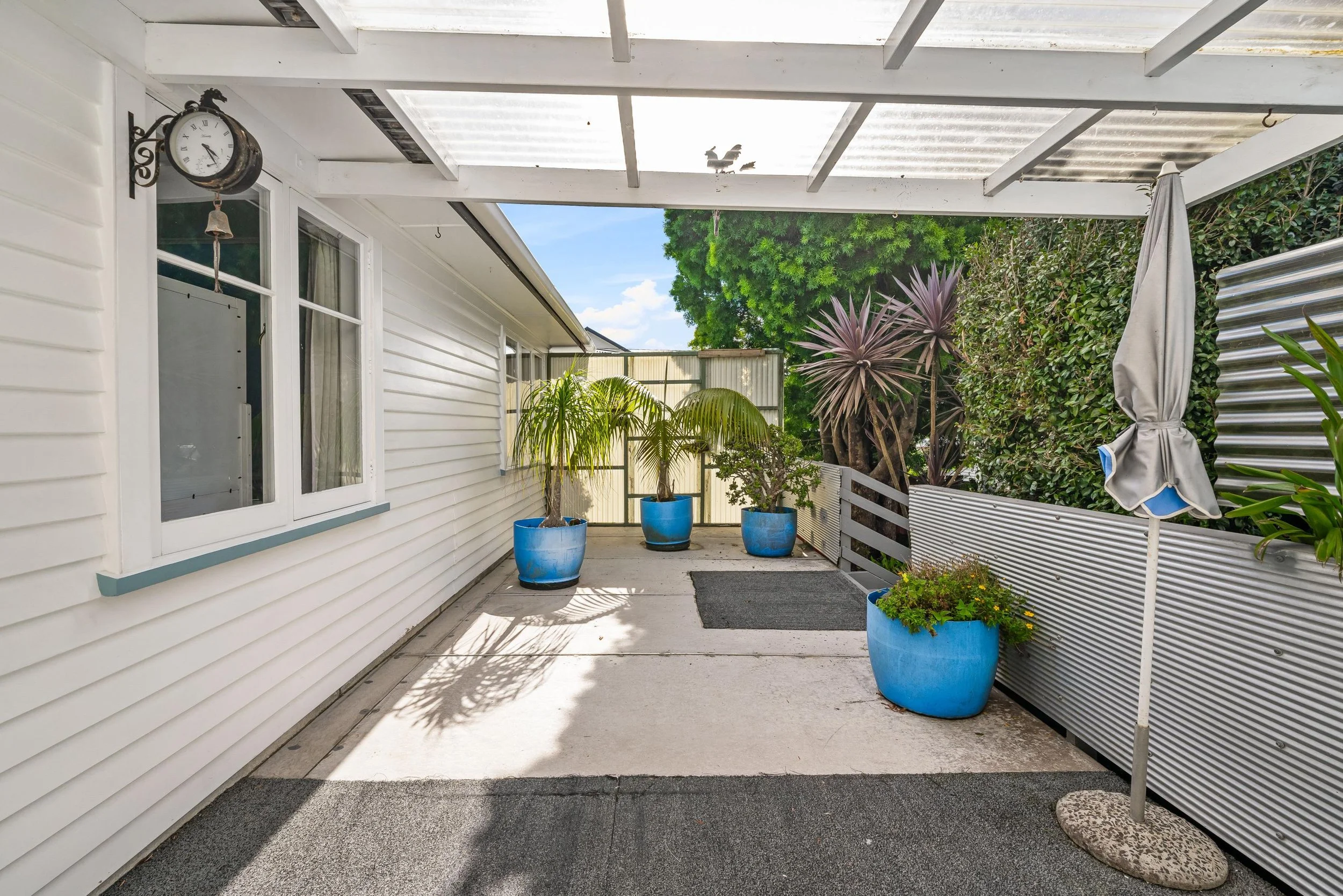 25 Lowtherhurst Road 18b.jpg