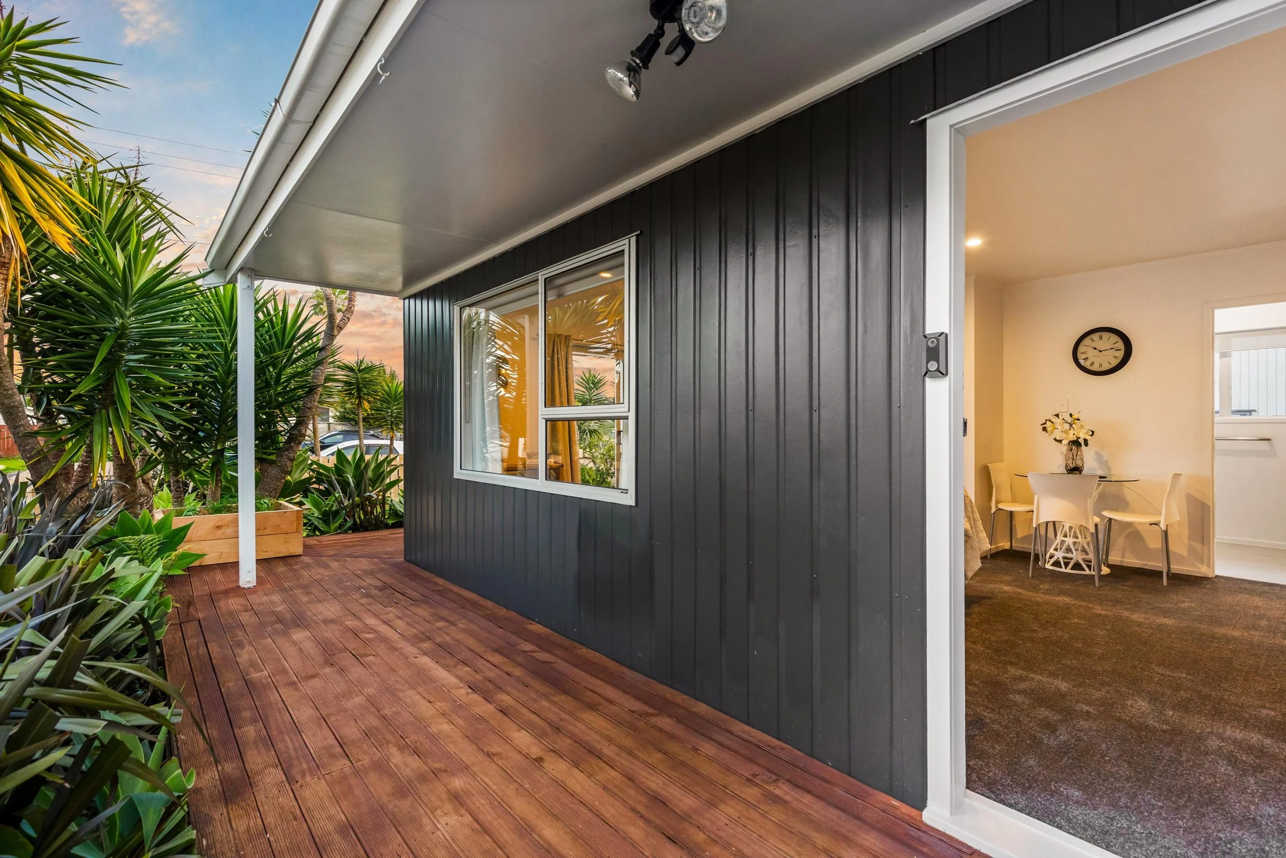 1-322 Royal Road 17.jpg