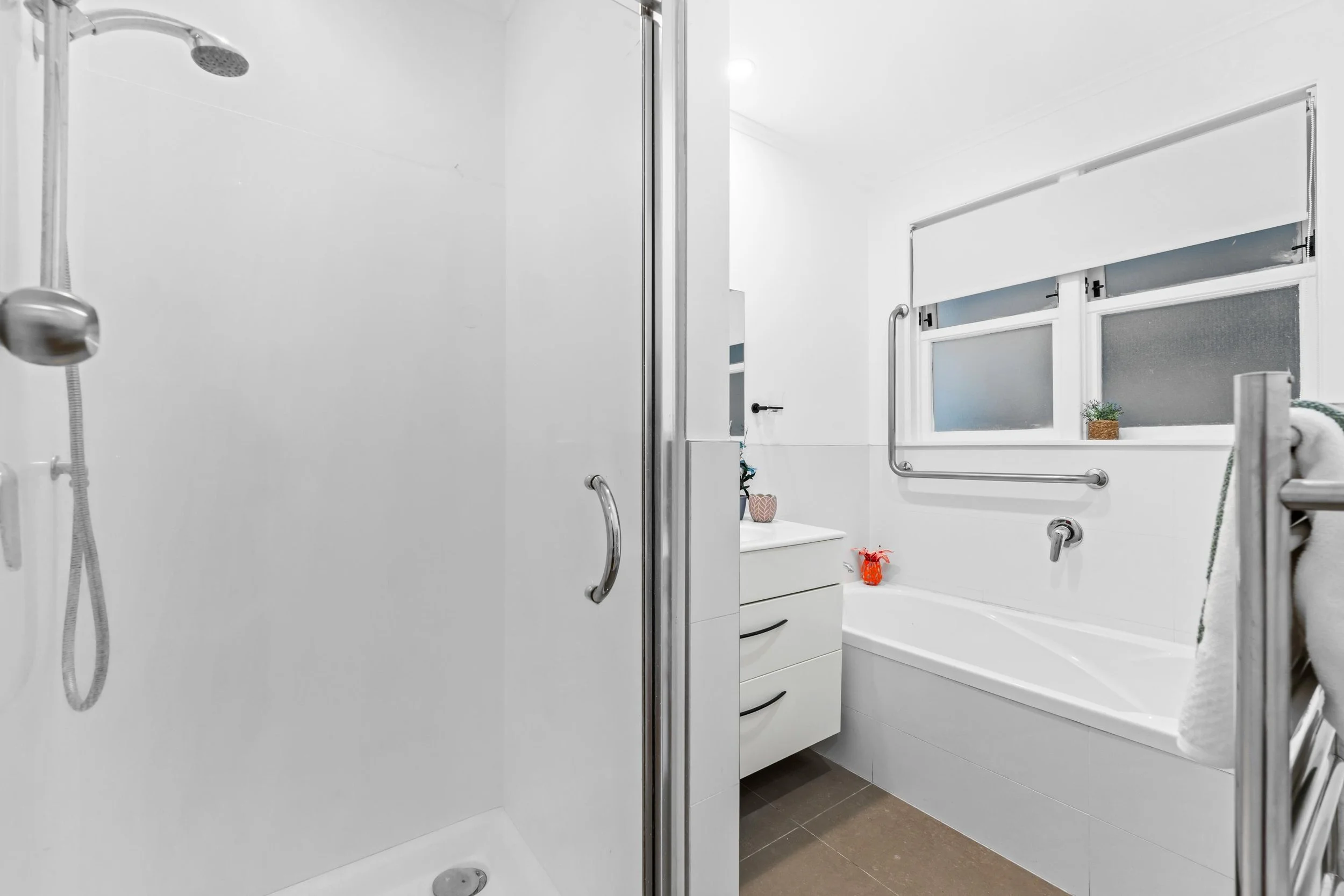 2 Lowtherhurst Road 14.jpg