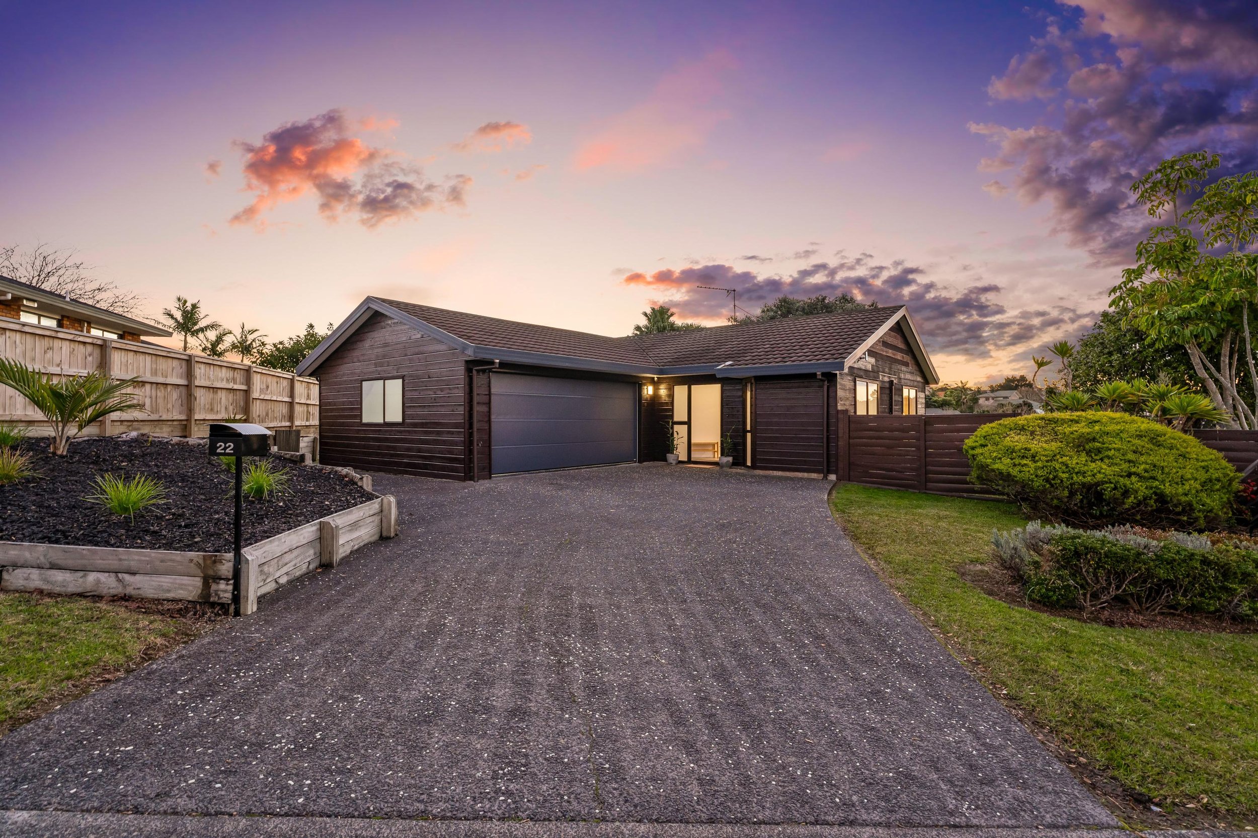 22 Matisse Drive 1c.jpg