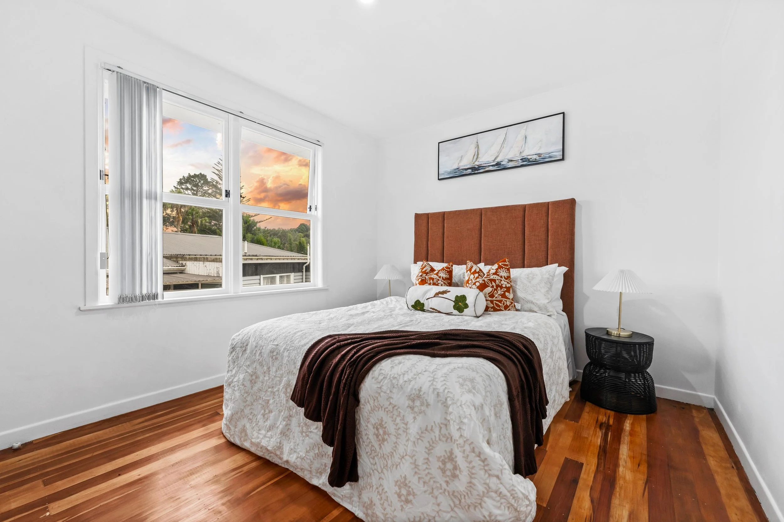 2 Lowtherhurst Road 13.jpg
