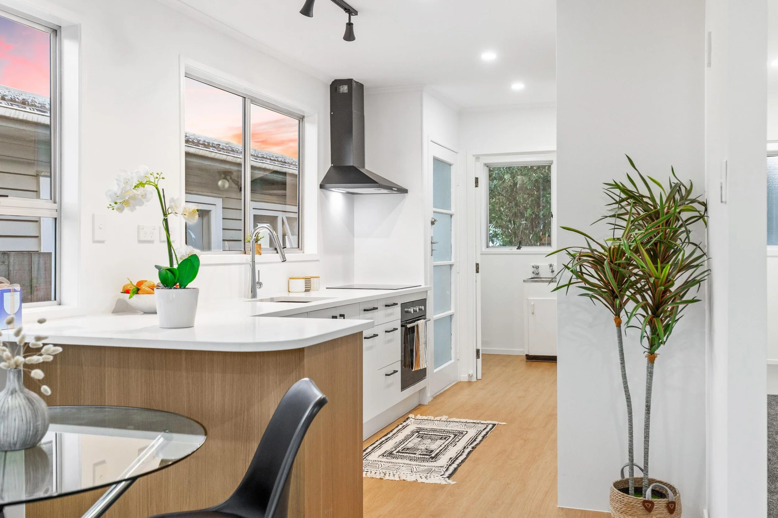 40b Tiroroa Avenue 5.jpg