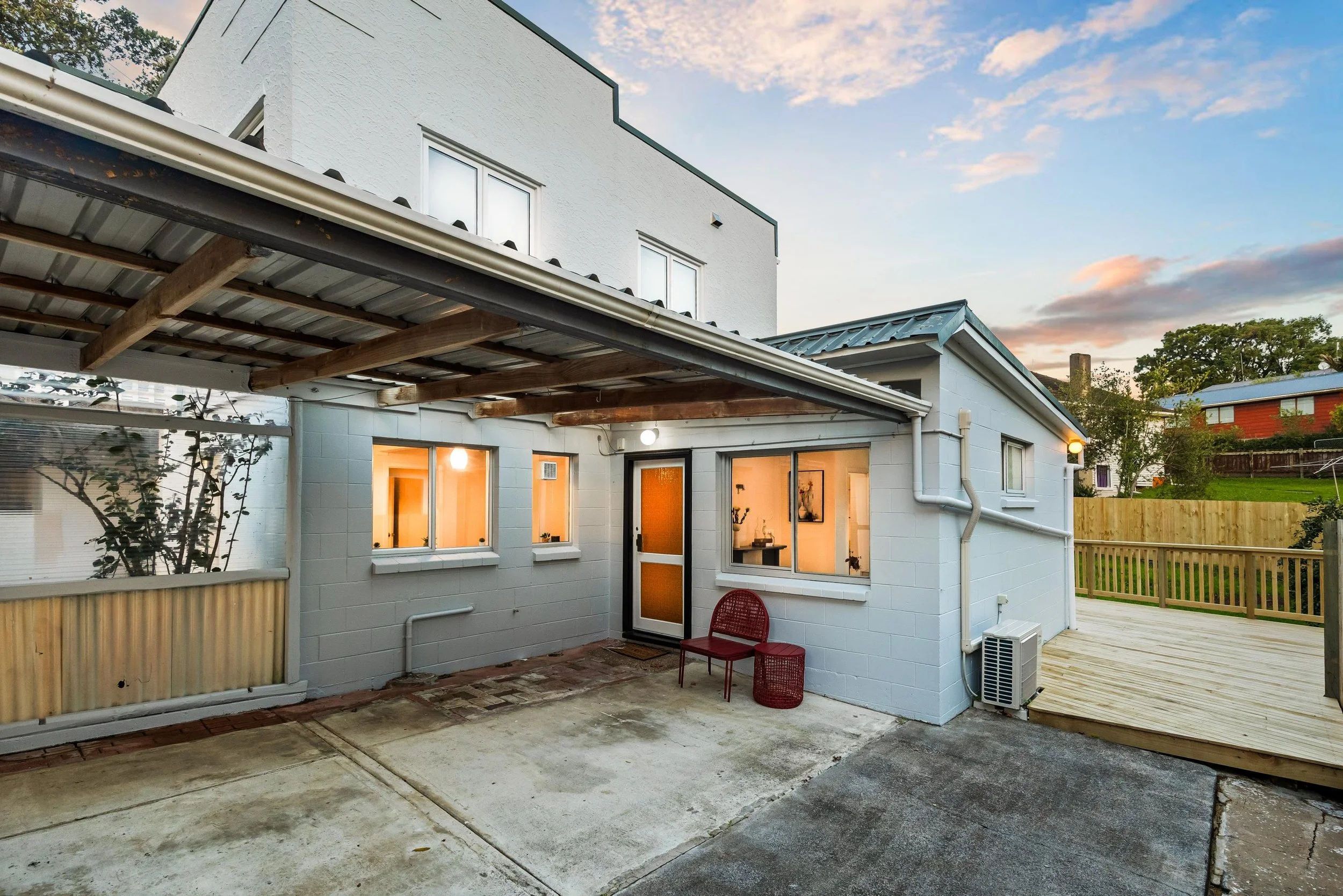 158 Hutchinson Avenue 14.jpg